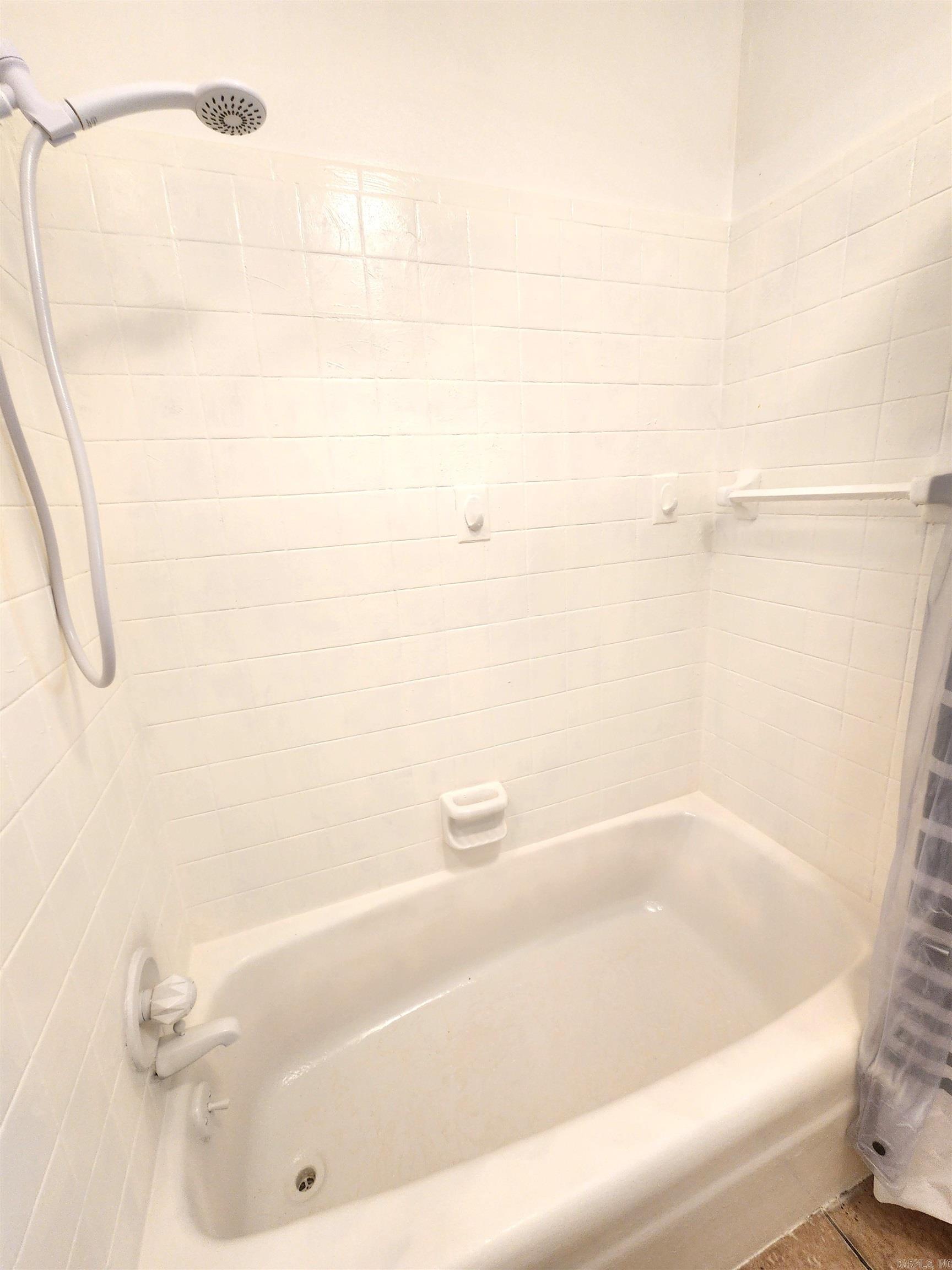 500 Carol Avenue Property Photo 33