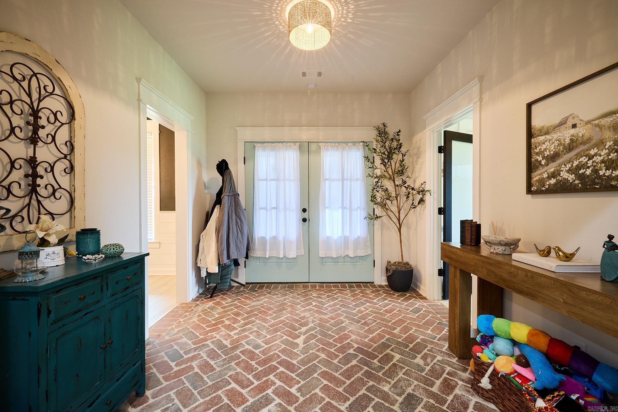 28244 S Sardis Road Property Photo 6