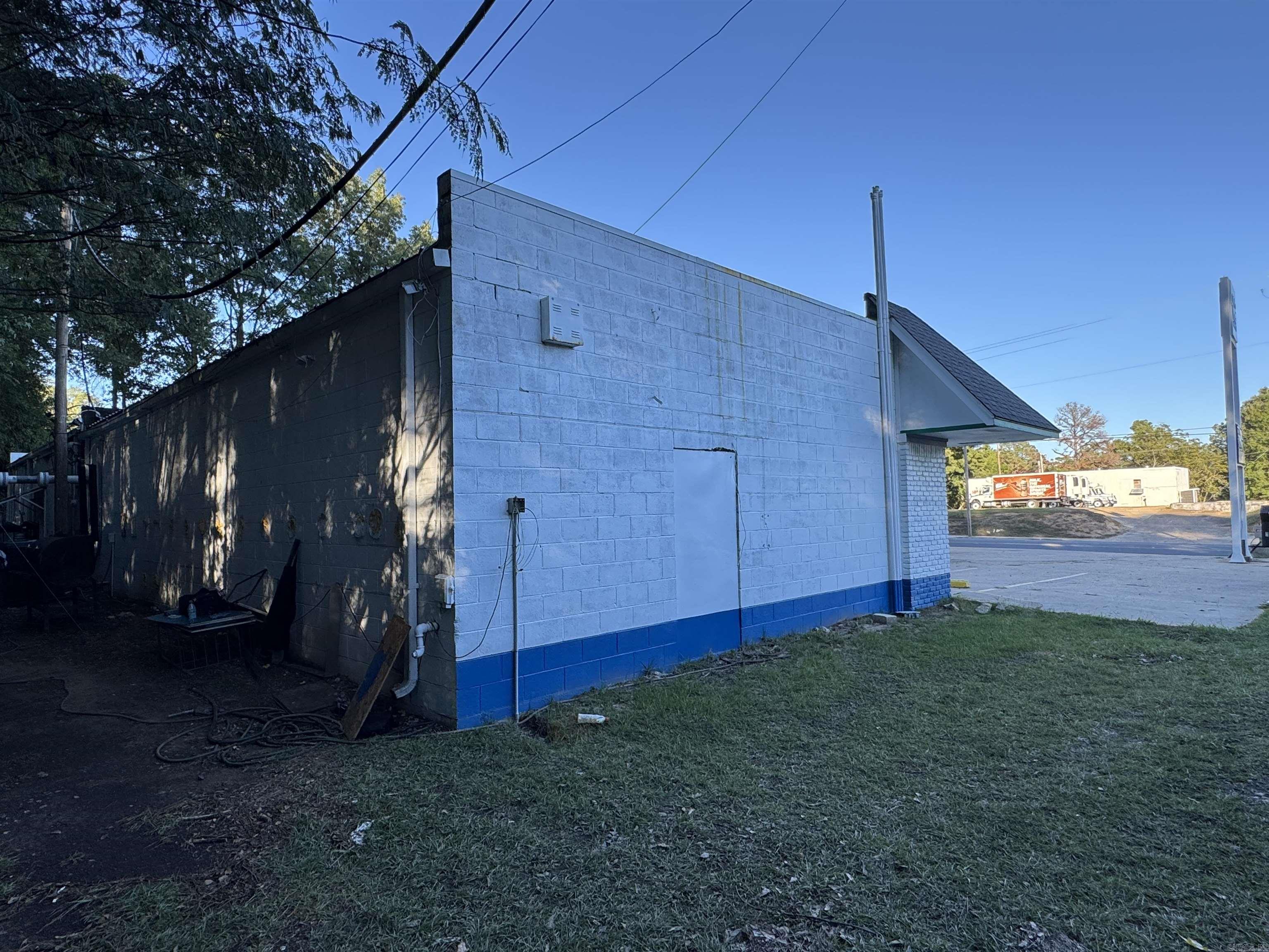 510 California Ave Property Photo 34
