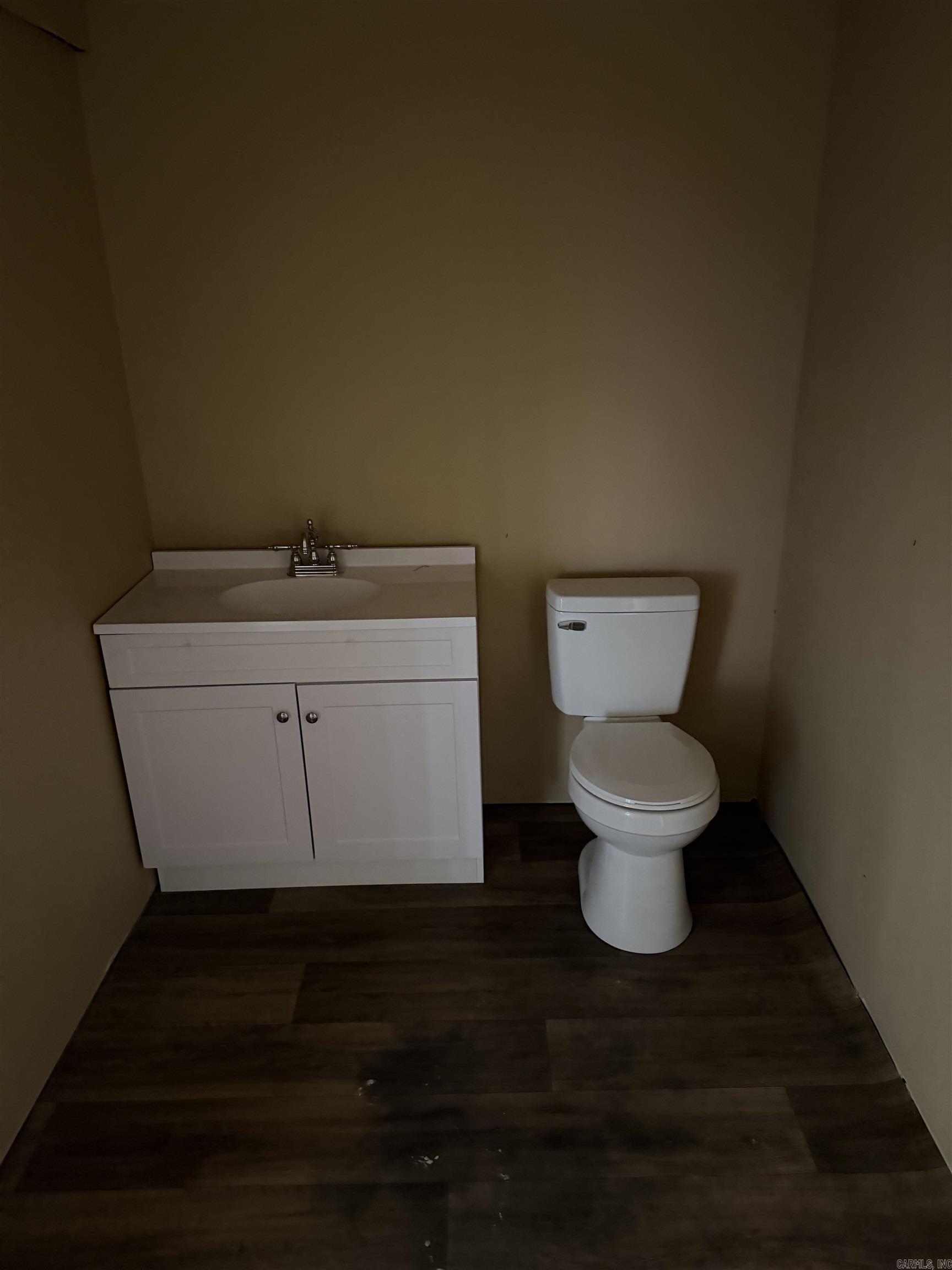 210 W Barraque Ave Property Photo 4