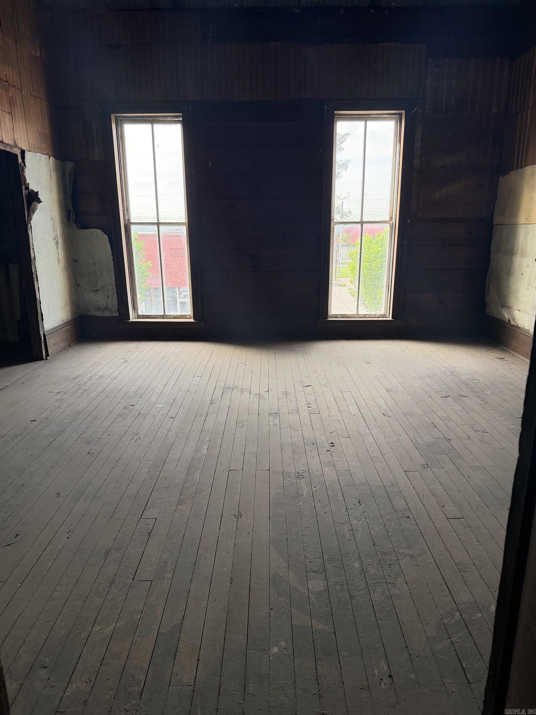 210 W Barraque Ave Property Photo 15