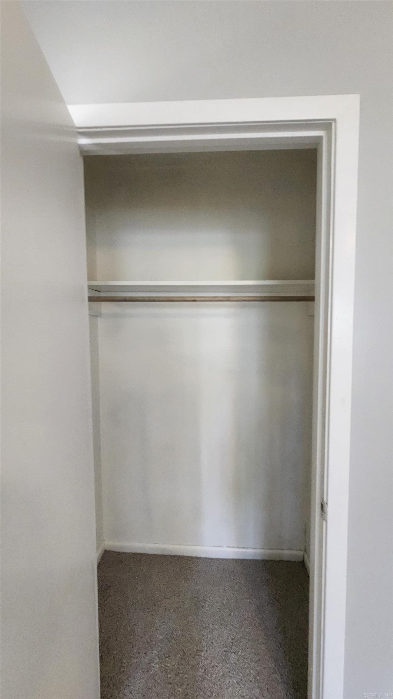 20 W Windsor Drive Property Photo 14