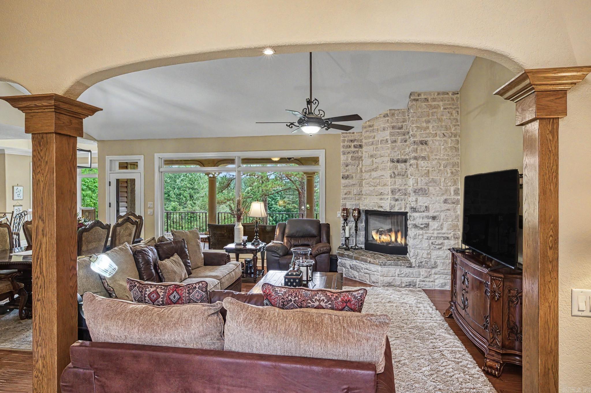 1 Vereda Lane Property Photo 12