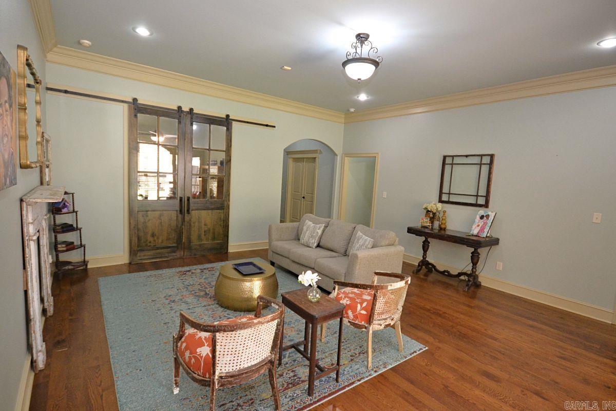 639 Epernay Place Property Photo 8