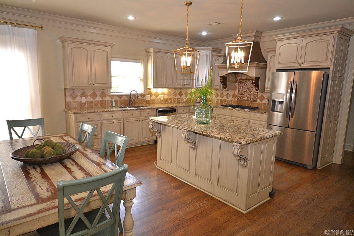 639 Epernay Place Property Photo 10