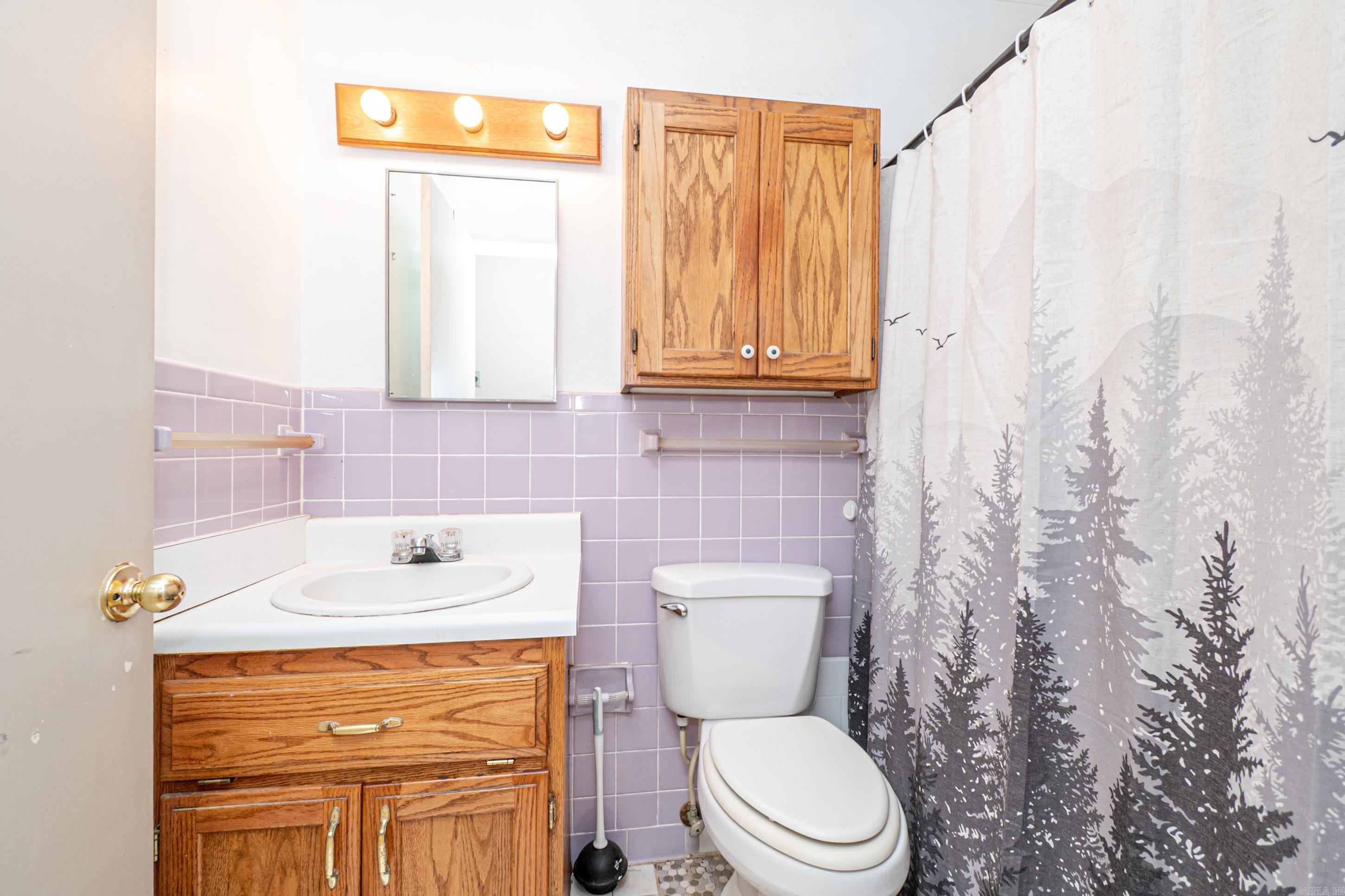 202 Fish Street Property Photo 14