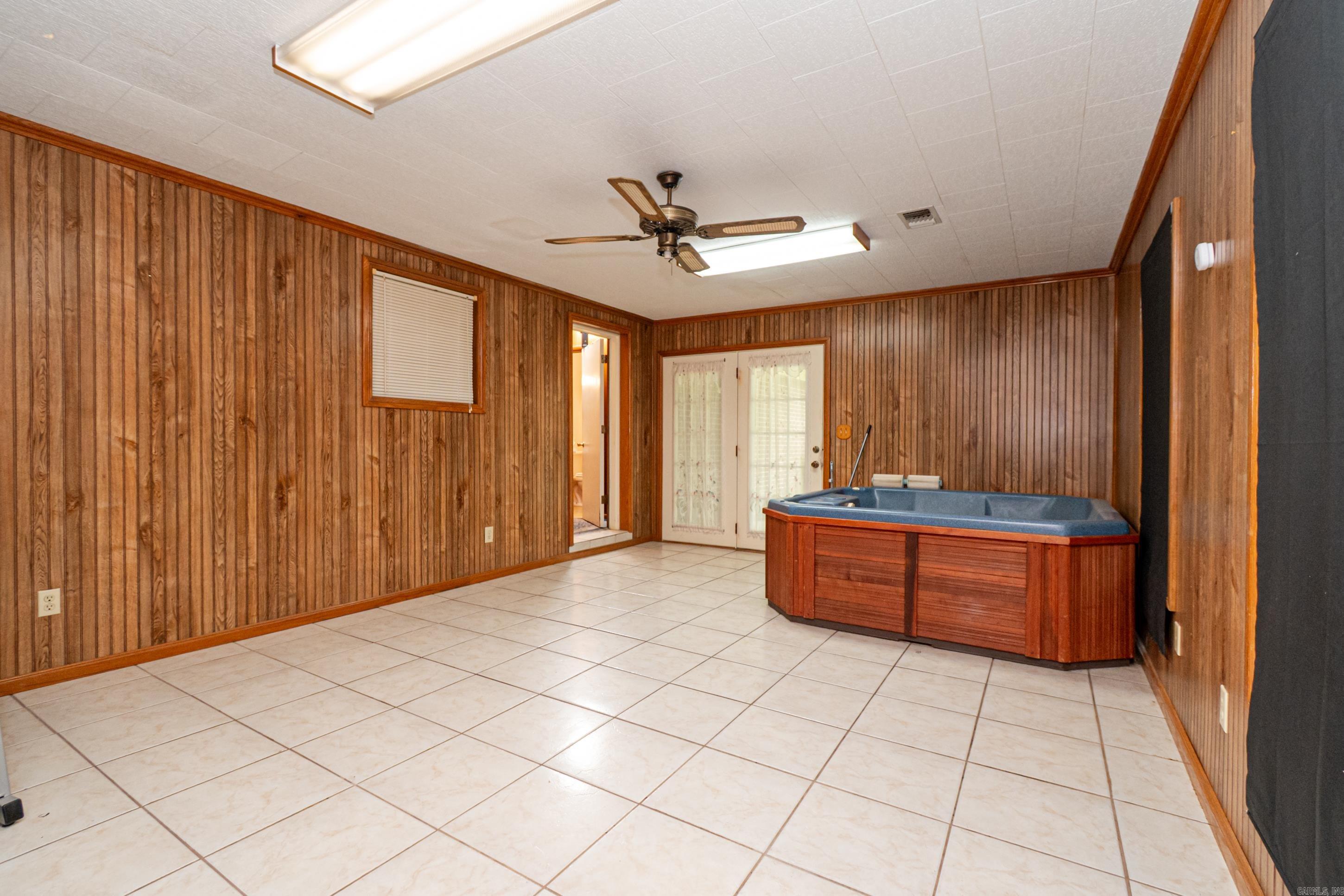 202 Fish Street Property Photo 18