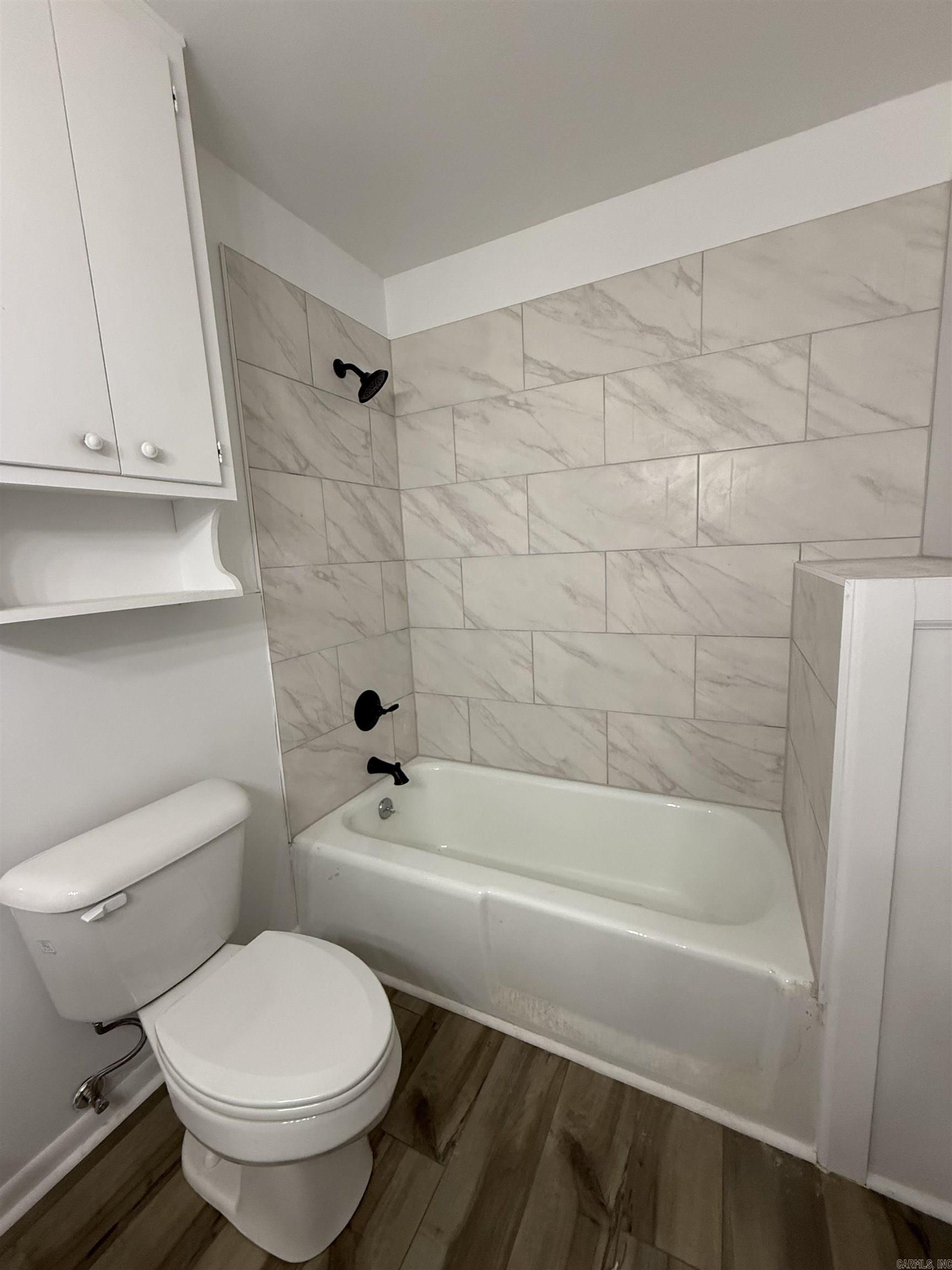 614 Winchester Street Property Photo 5