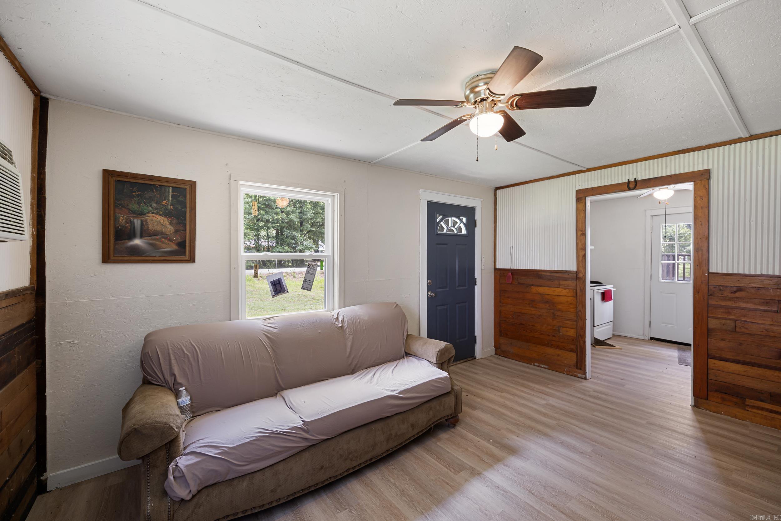 210 S 9 Highway Property Photo 29