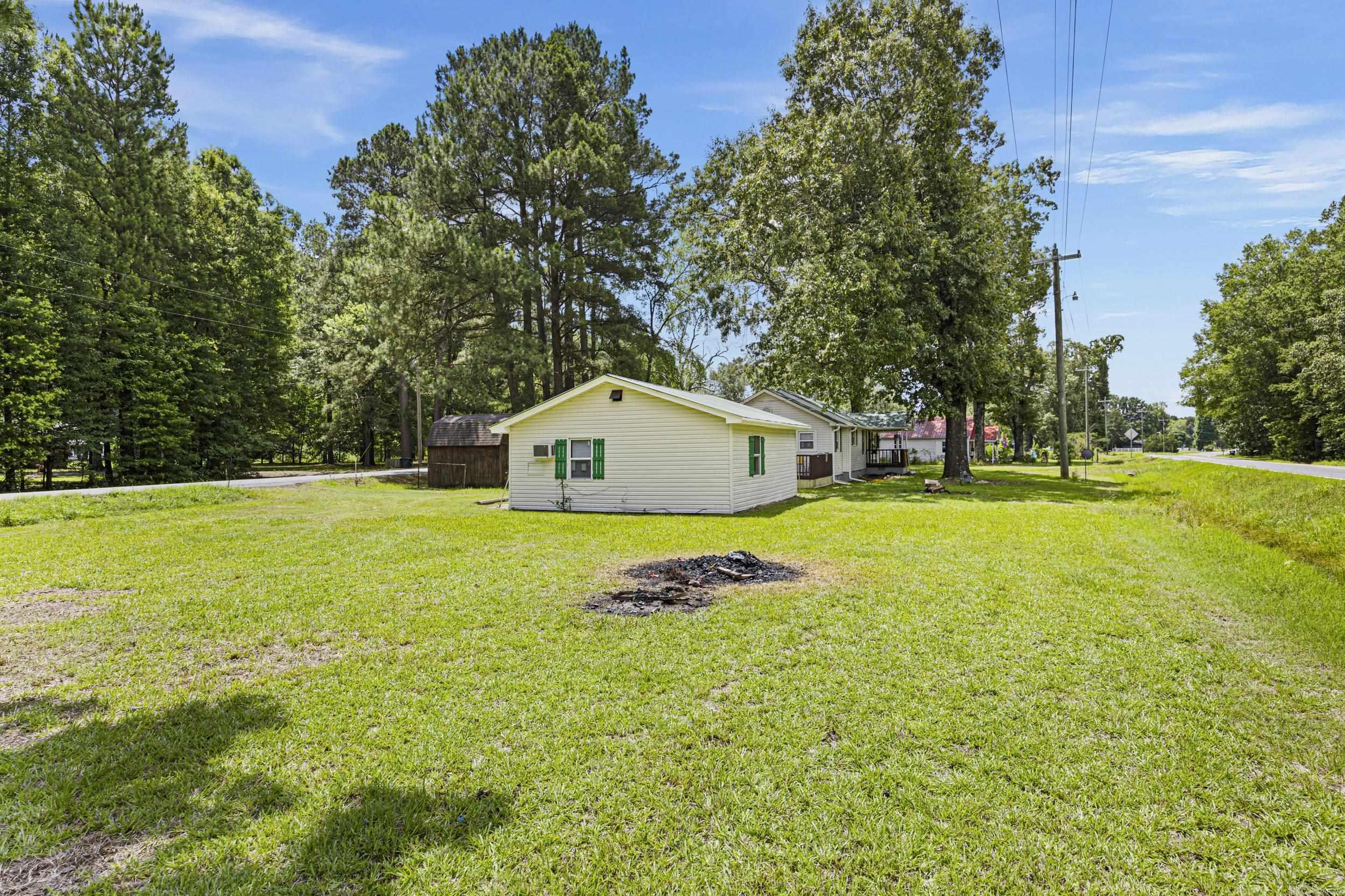 210 S 9 Highway Property Photo 39