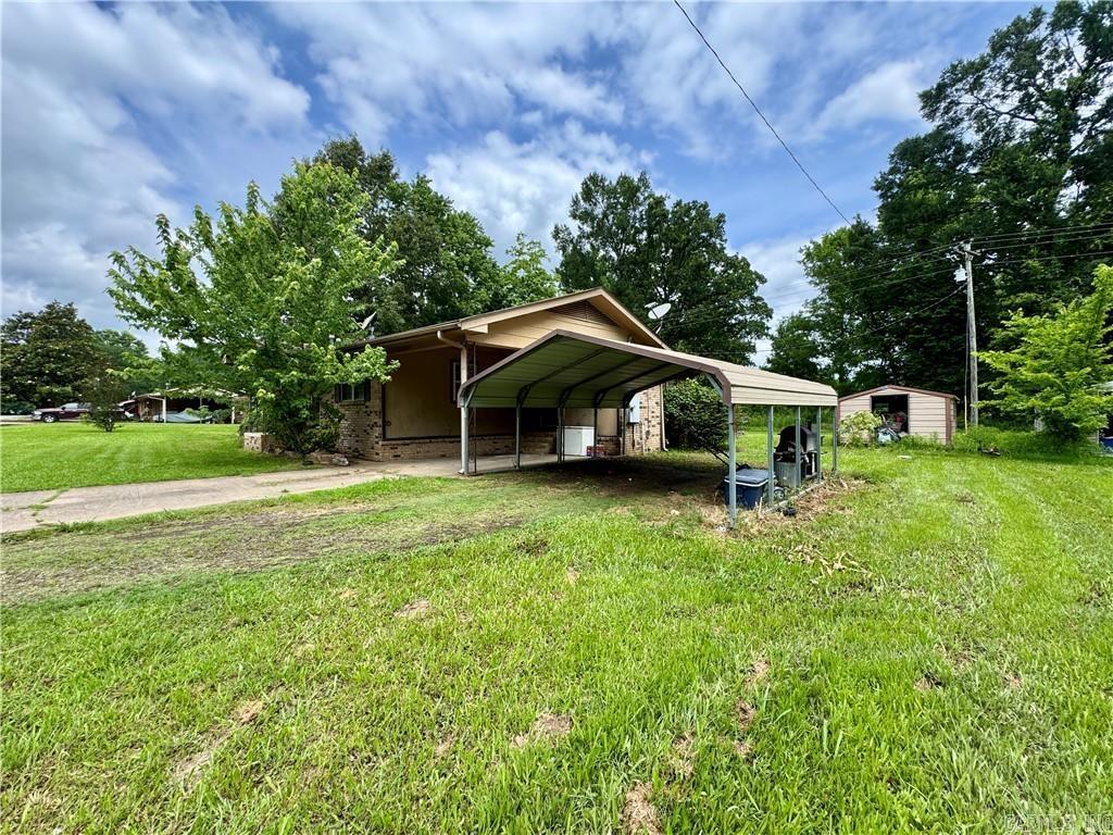 33 Earl Property Photo 23