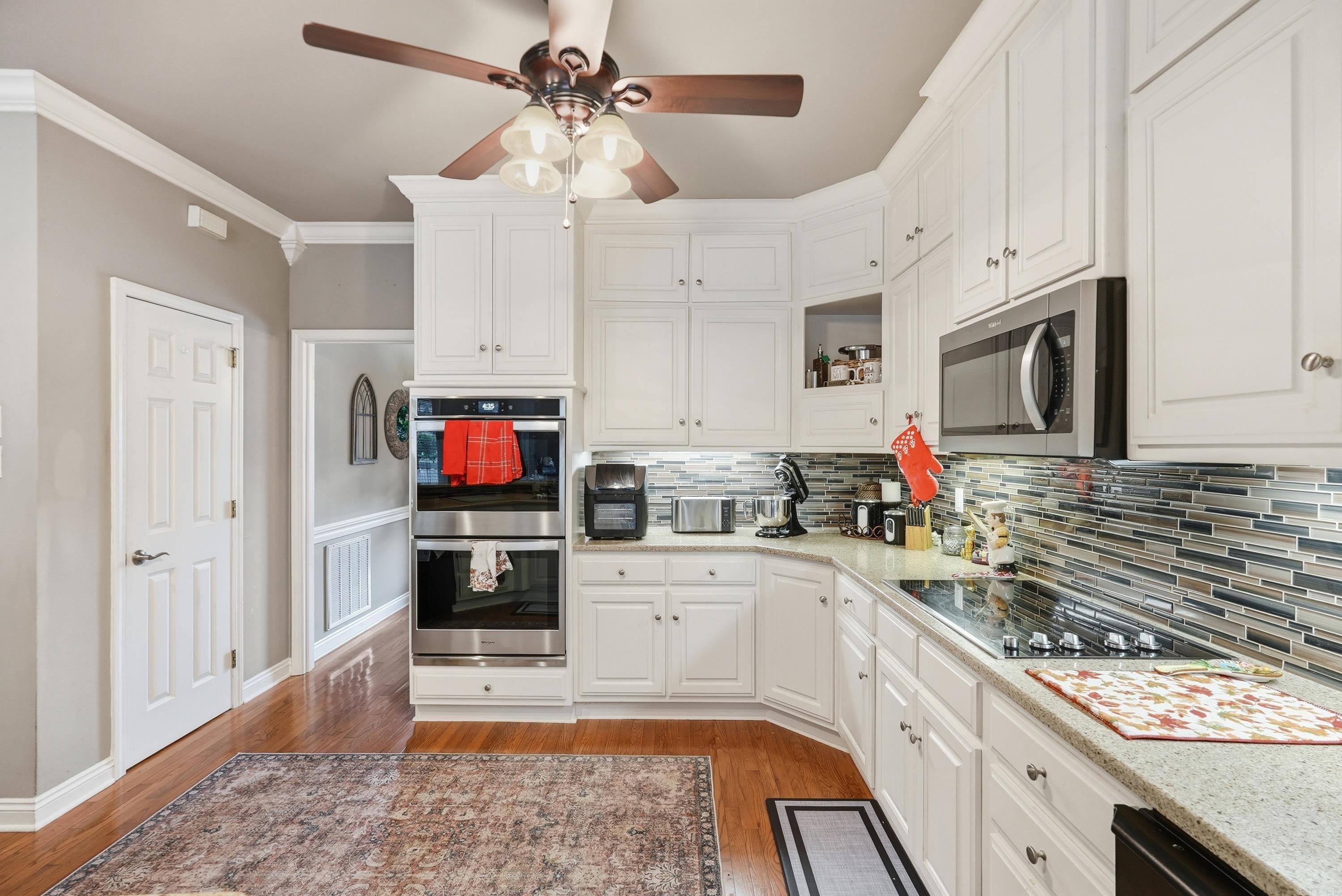 3305 Seminole Trail Property Photo 8