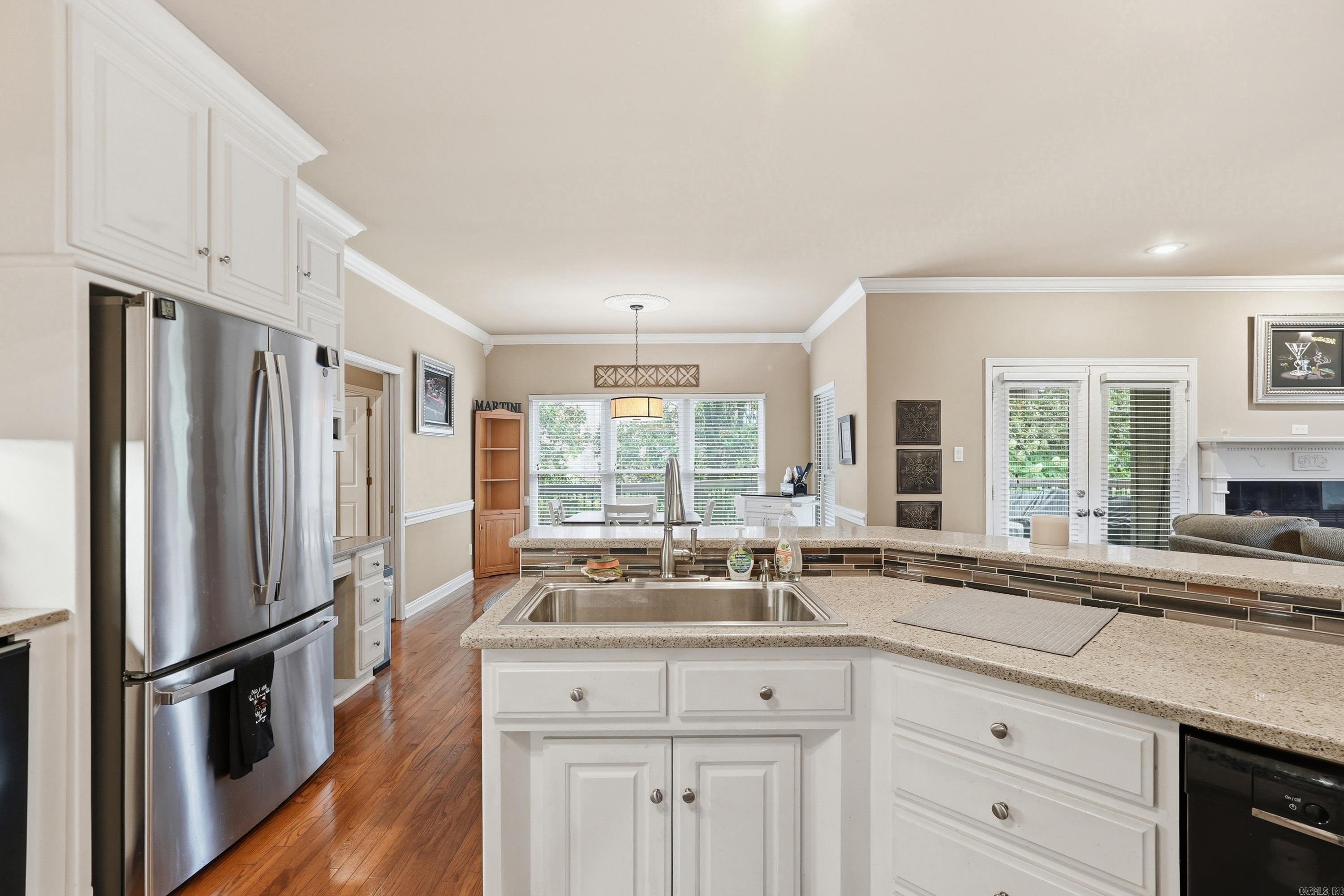 3305 Seminole Trail Property Photo 10