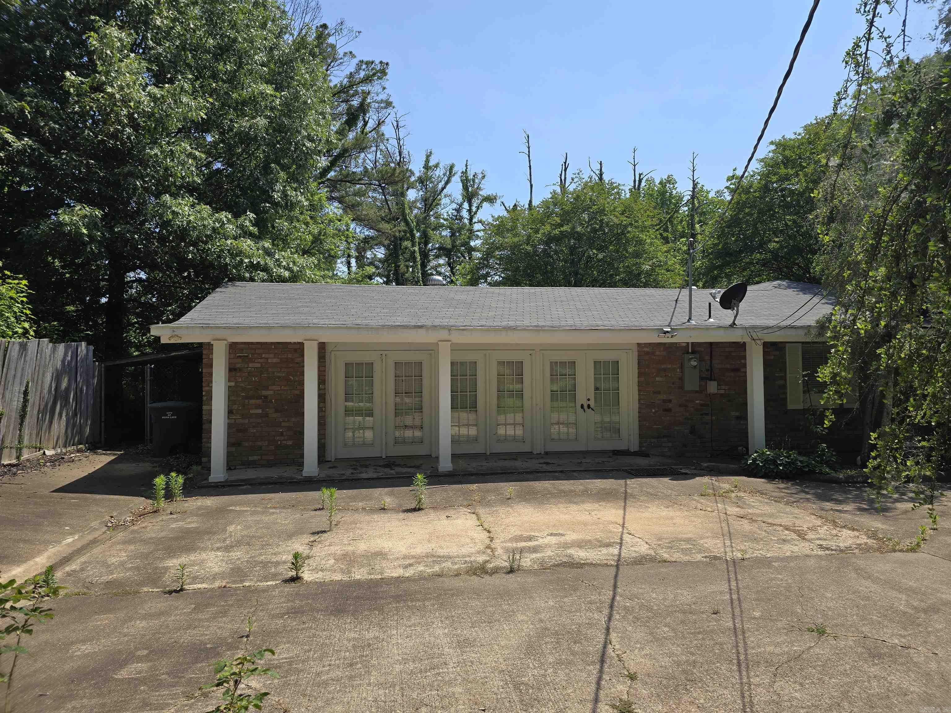 106 Honeysuckle Lane Property Photo 3