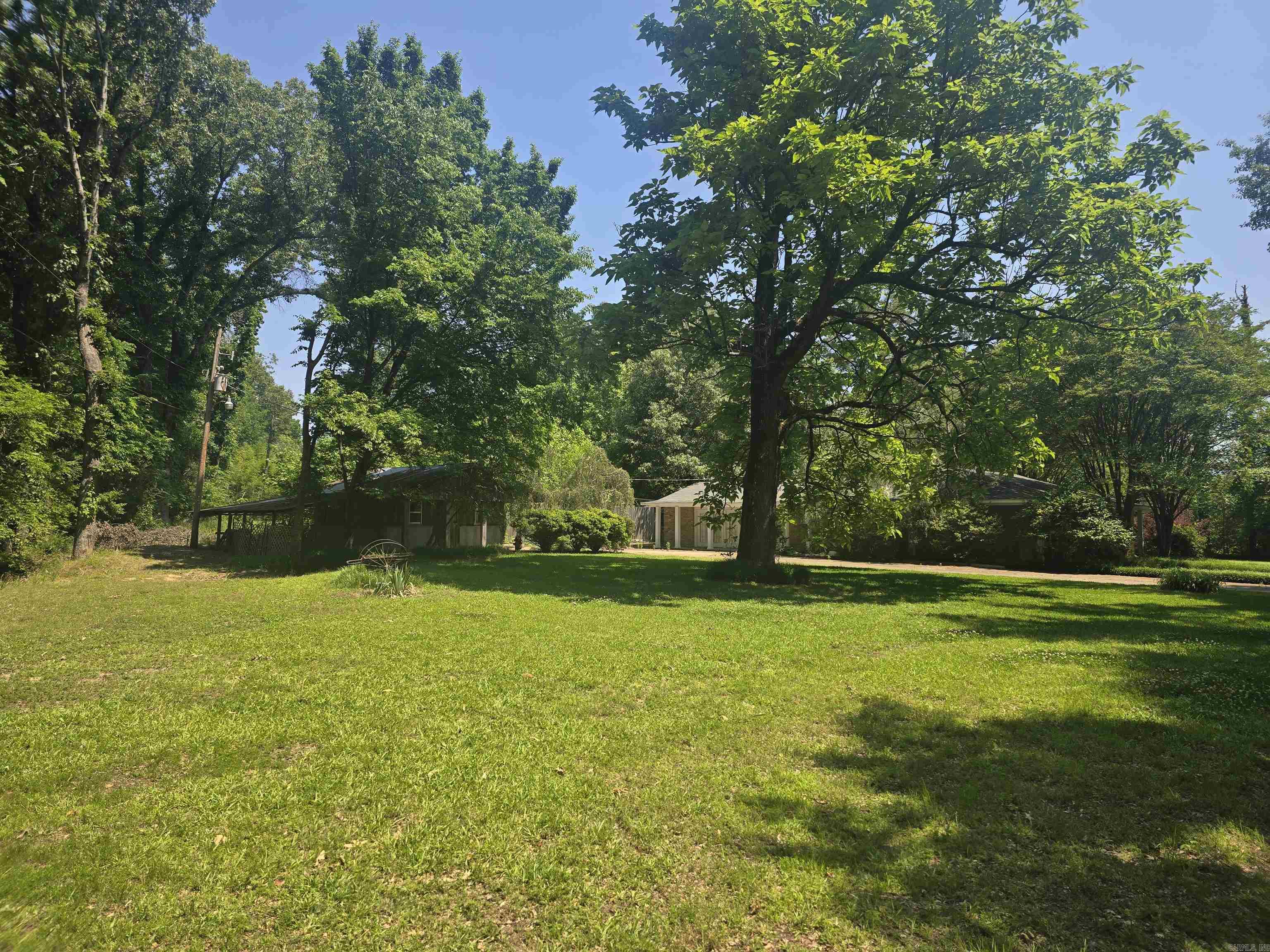 106 Honeysuckle Lane Property Photo 20