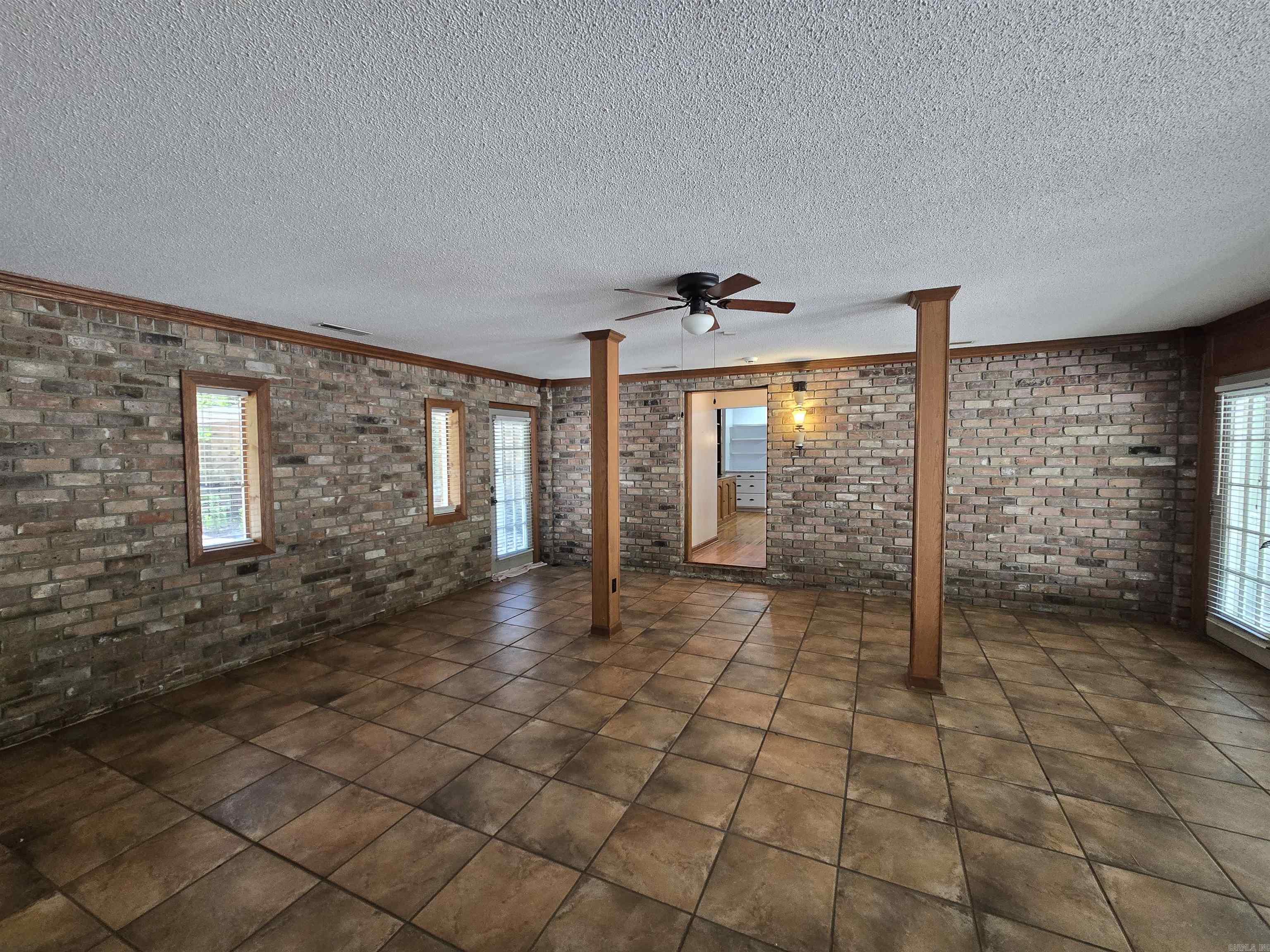 106 Honeysuckle Lane Property Photo 21