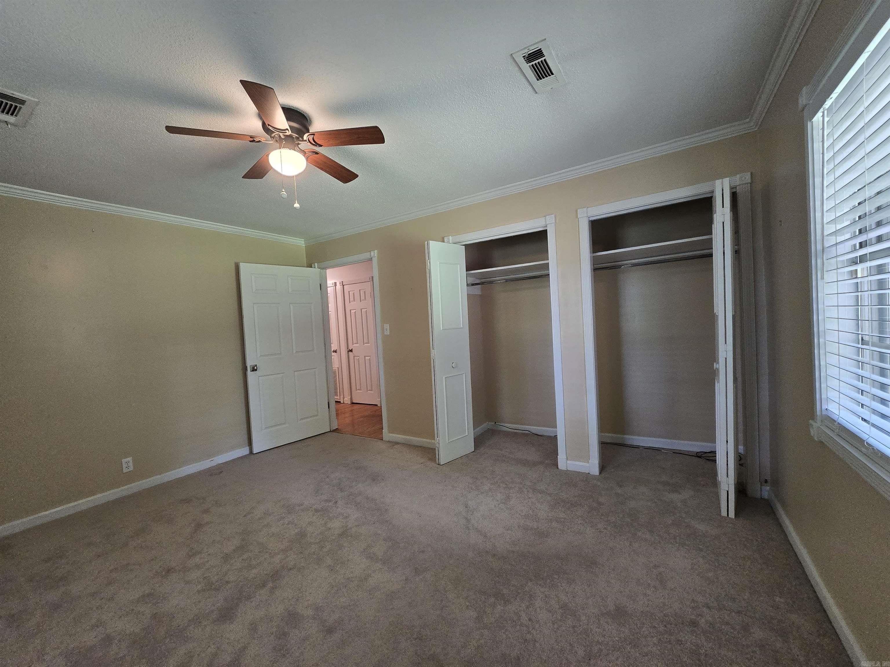 106 Honeysuckle Lane Property Photo 29