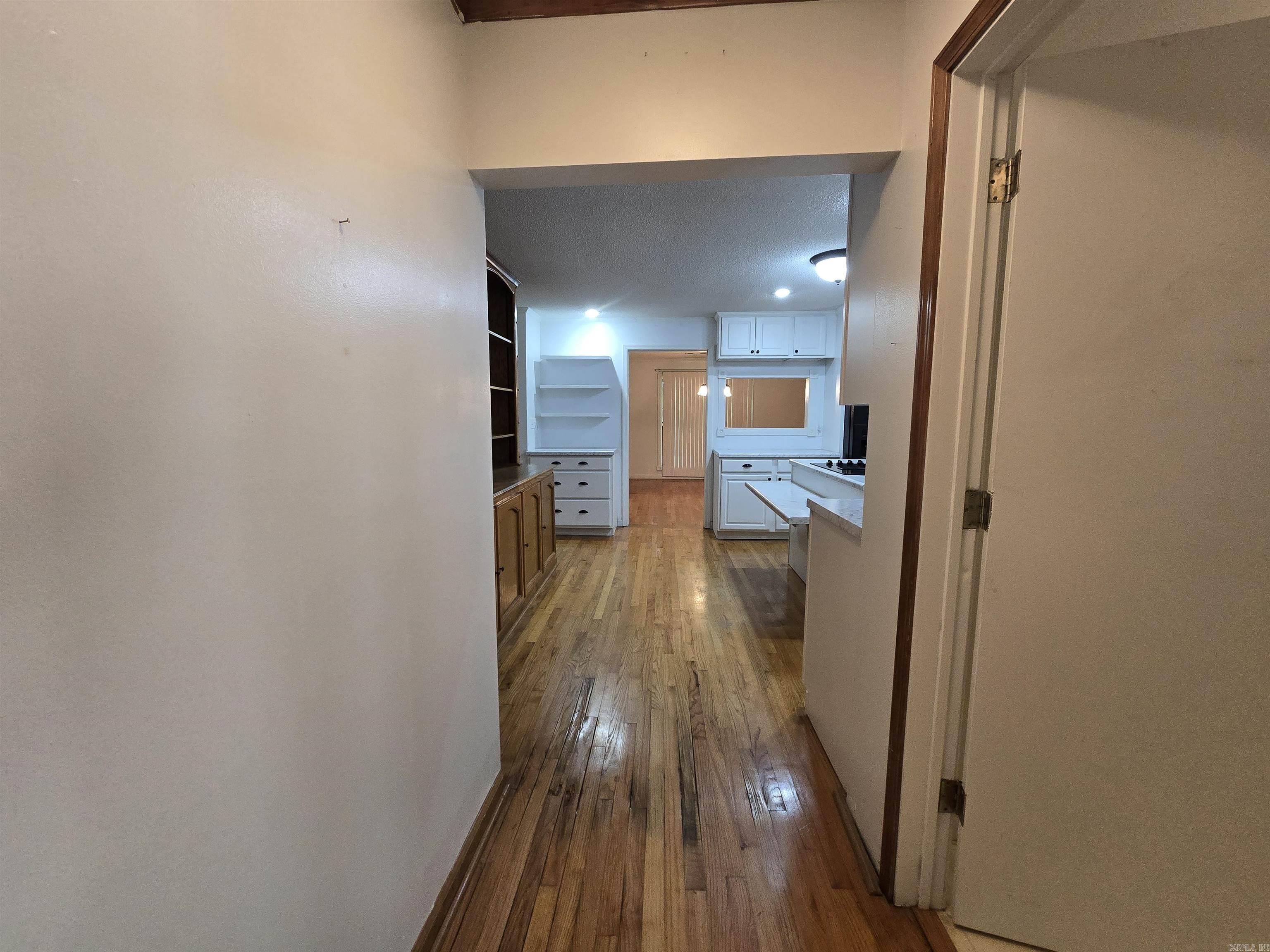 106 Honeysuckle Lane Property Photo 32