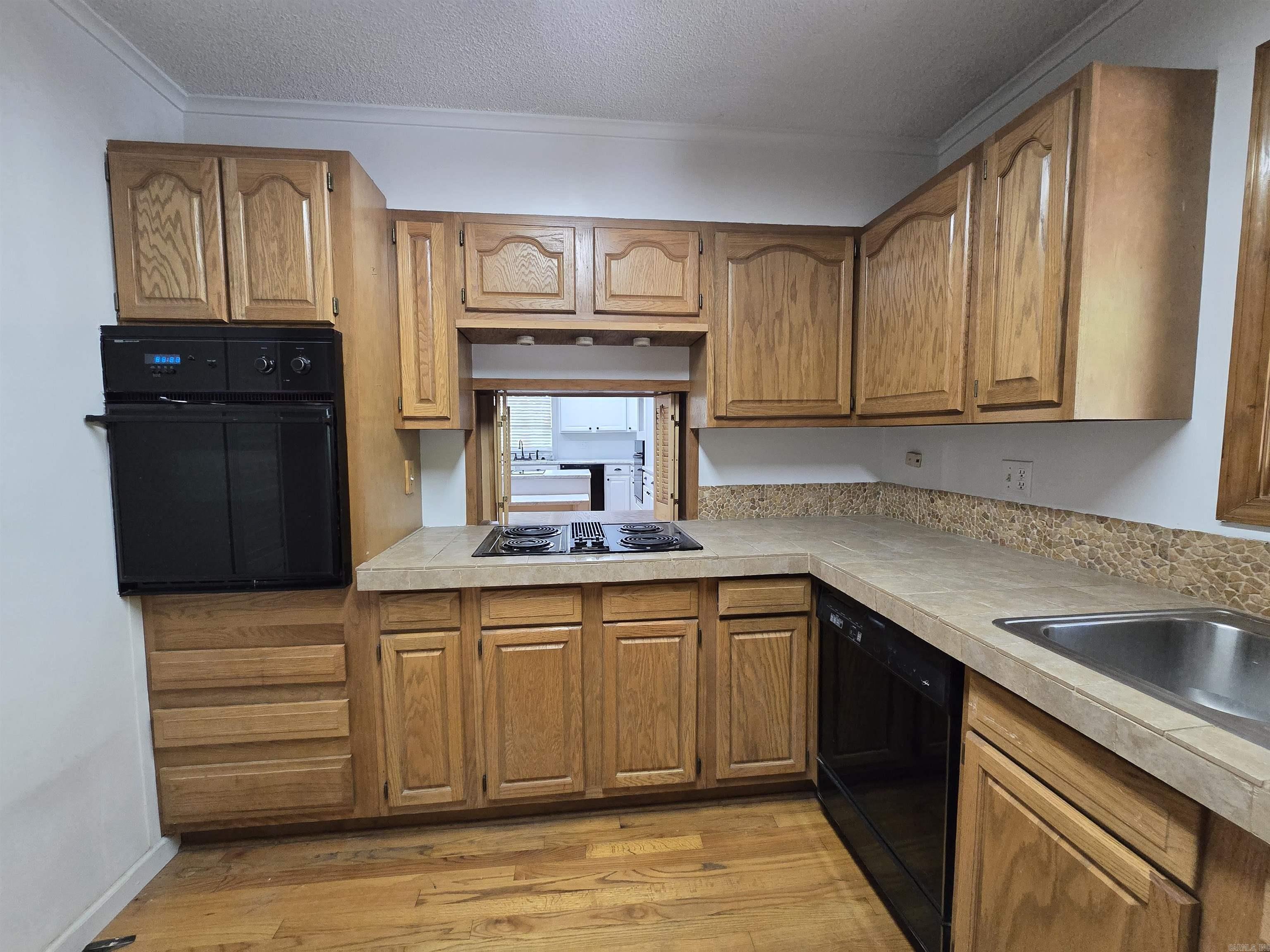 106 Honeysuckle Lane Property Photo 39