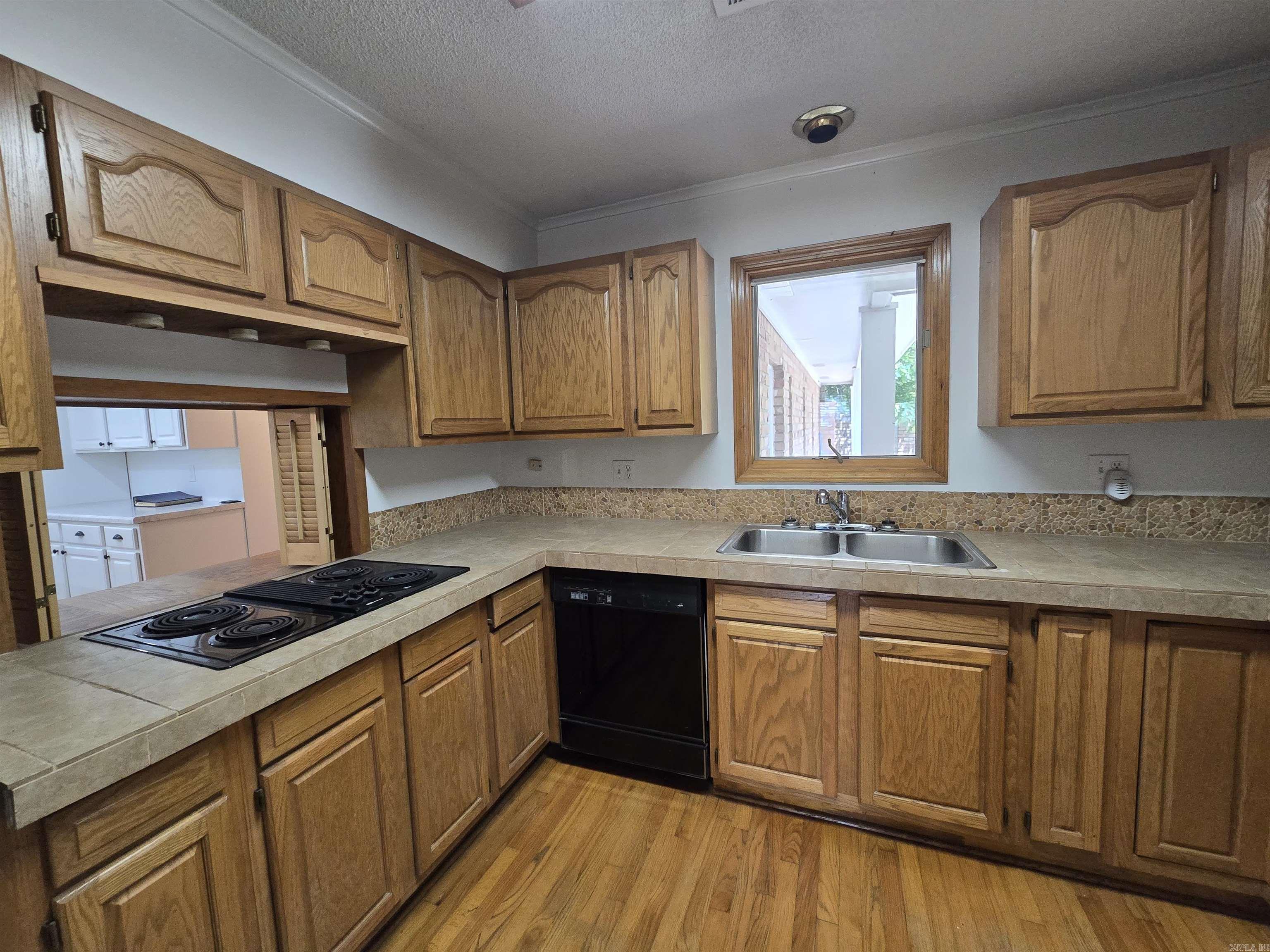 106 Honeysuckle Lane Property Photo 40