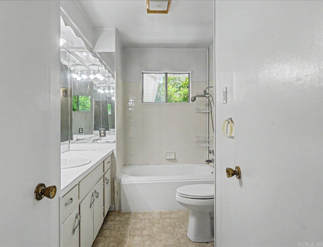 211 Cessna Circle Property Photo 41