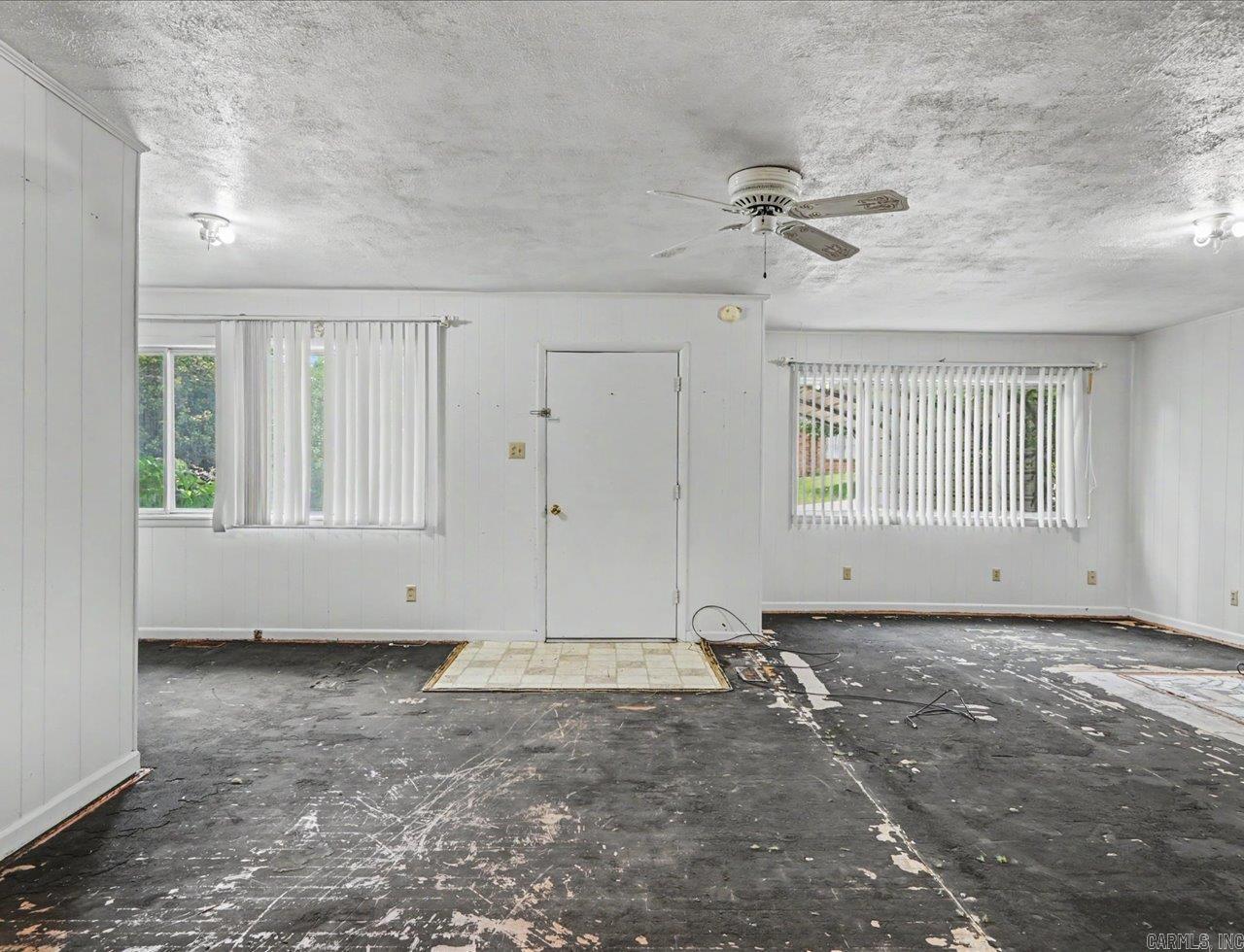 211 Cessna Circle Property Photo 47