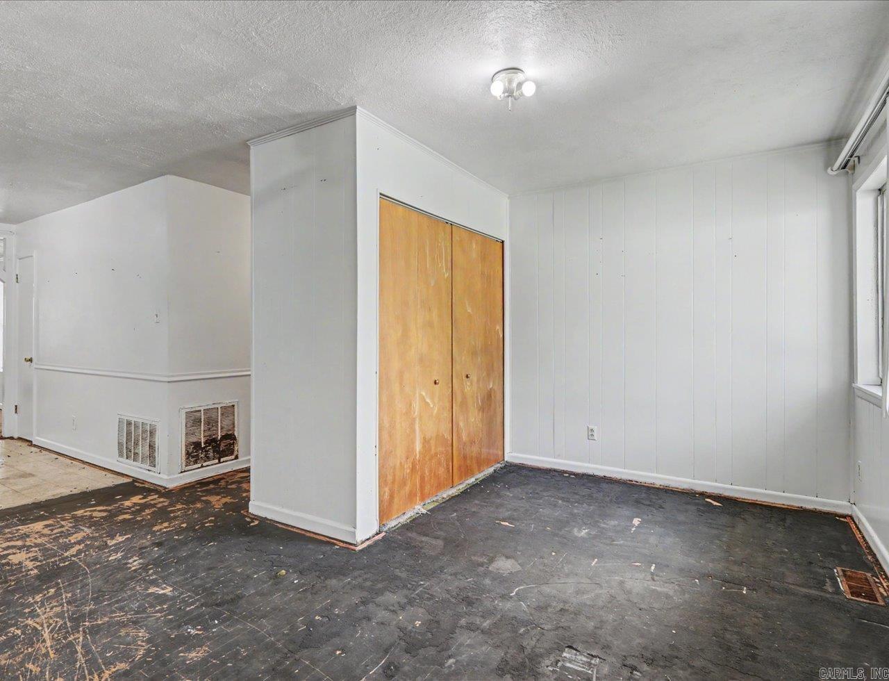 211 Cessna Circle Property Photo 49