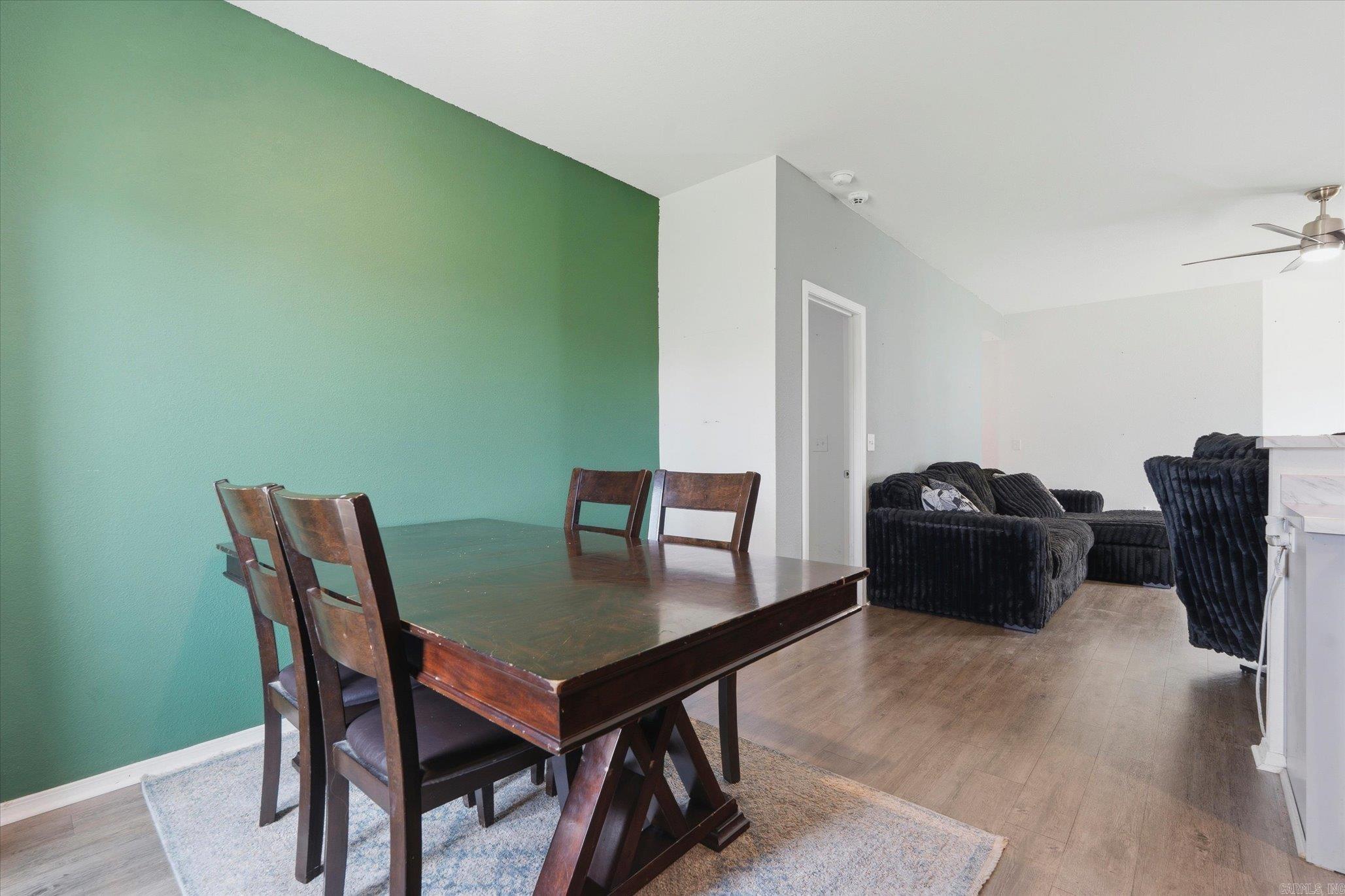 5517 Beech Grove Property Photo 9