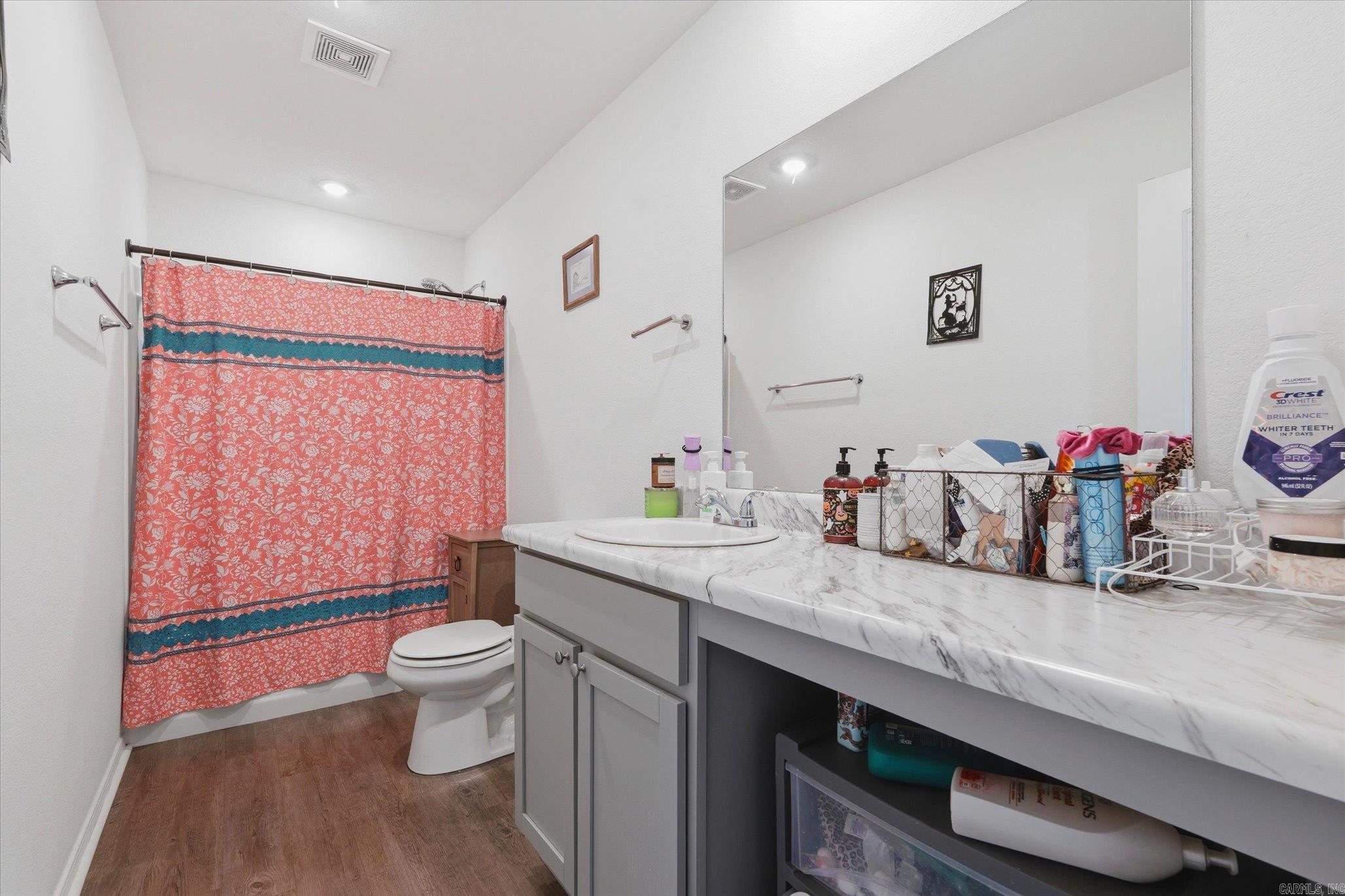 5517 Beech Grove Property Photo 17