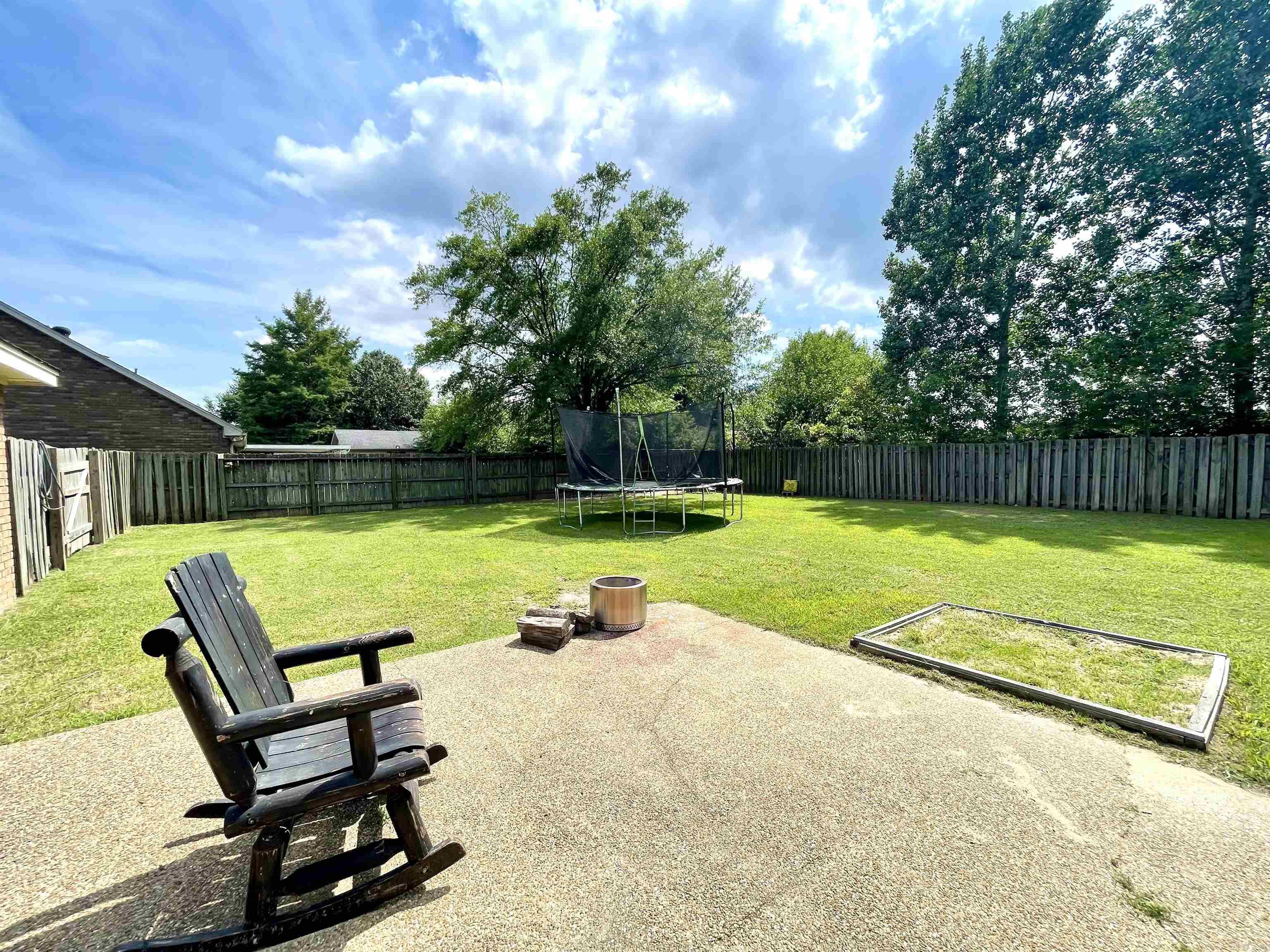300 N Willow Avenue Property Photo 31