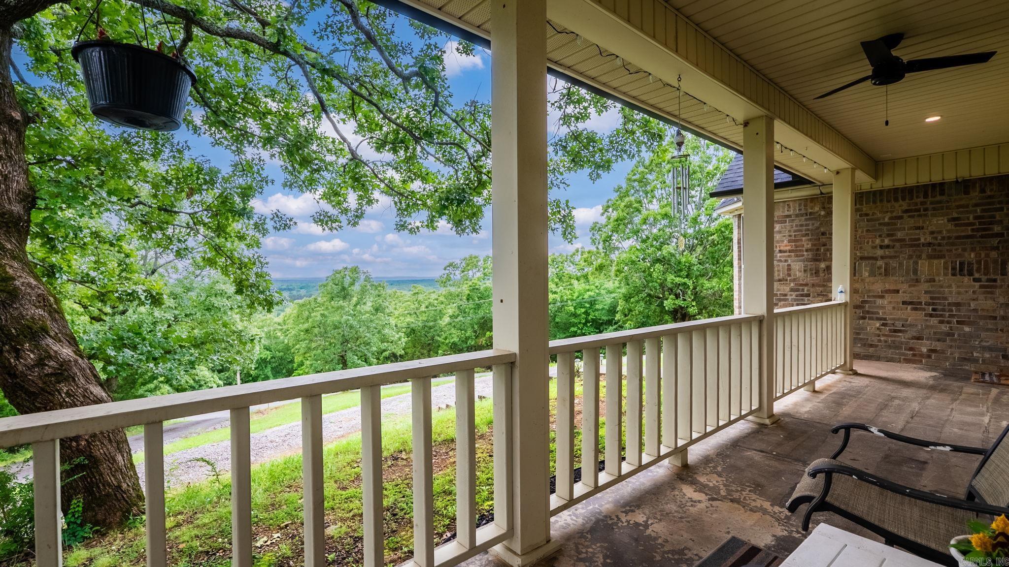 14 Eagle Crest Property Photo 2