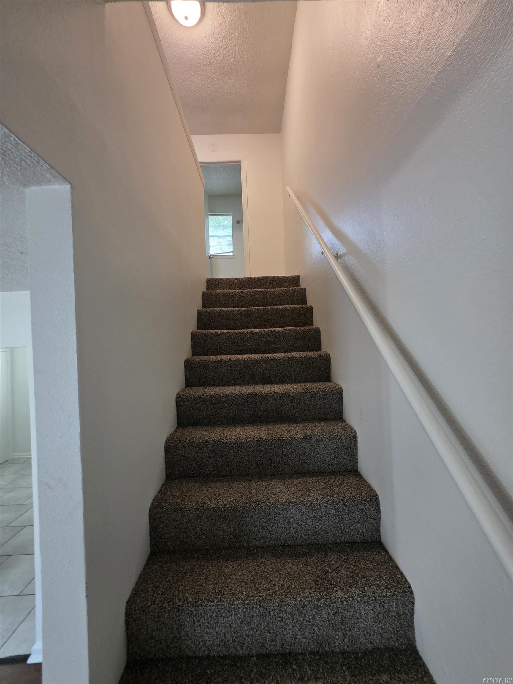 9408 Lew Circle A Property Photo 6