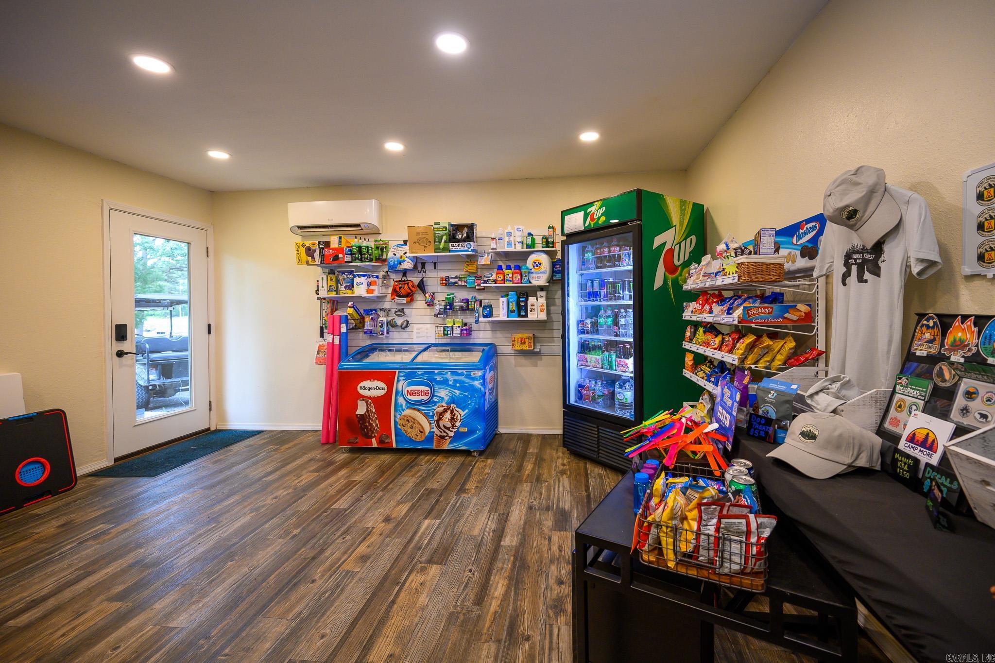 3708 Hwy 71 S Property Photo 46