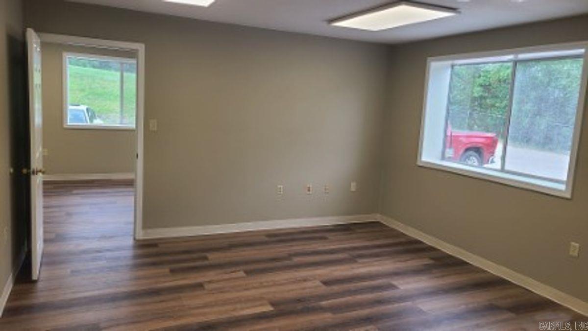 685 Mid America Blvd Property Photo 6