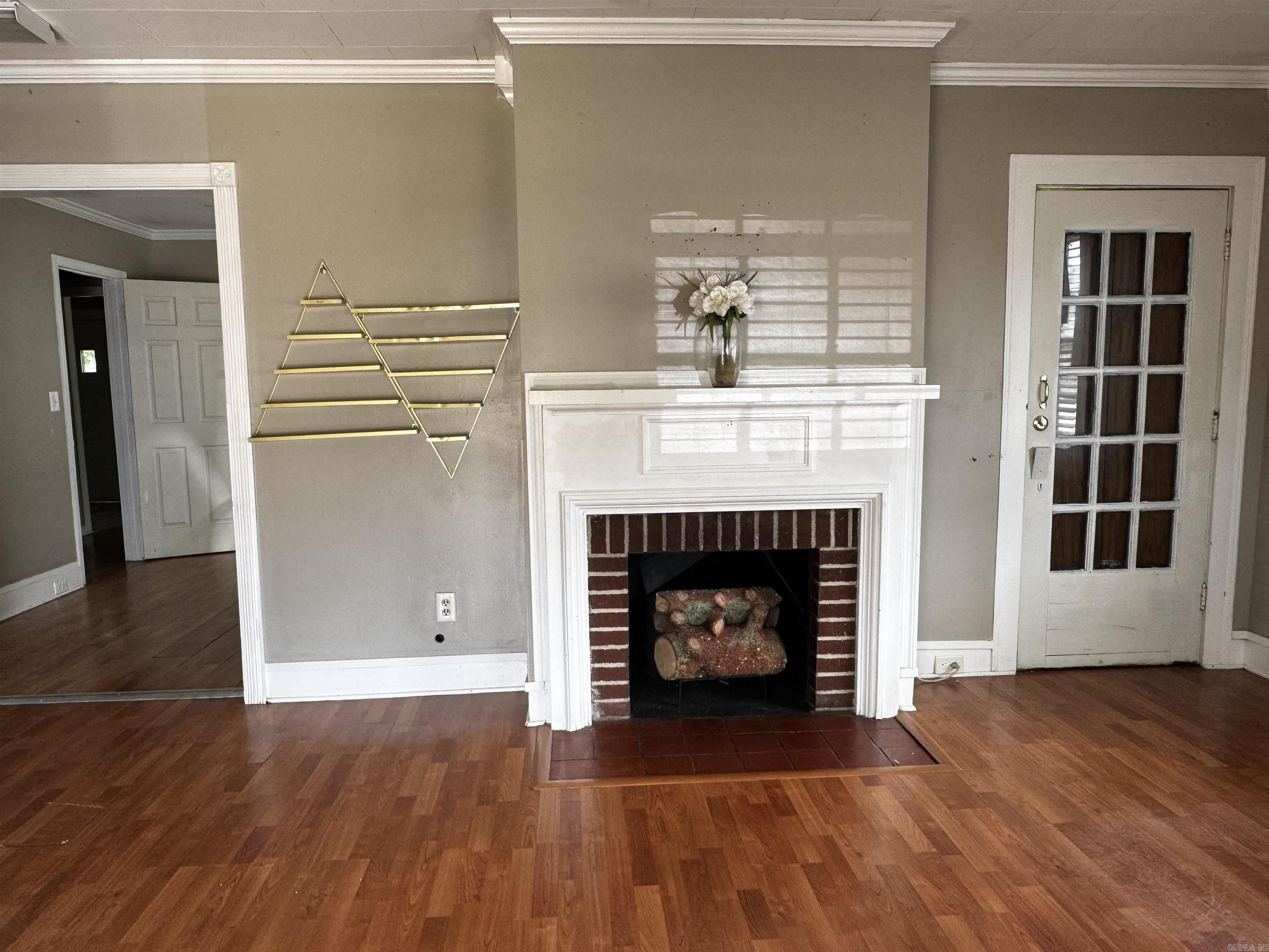 1406 N Washington Property Photo 3