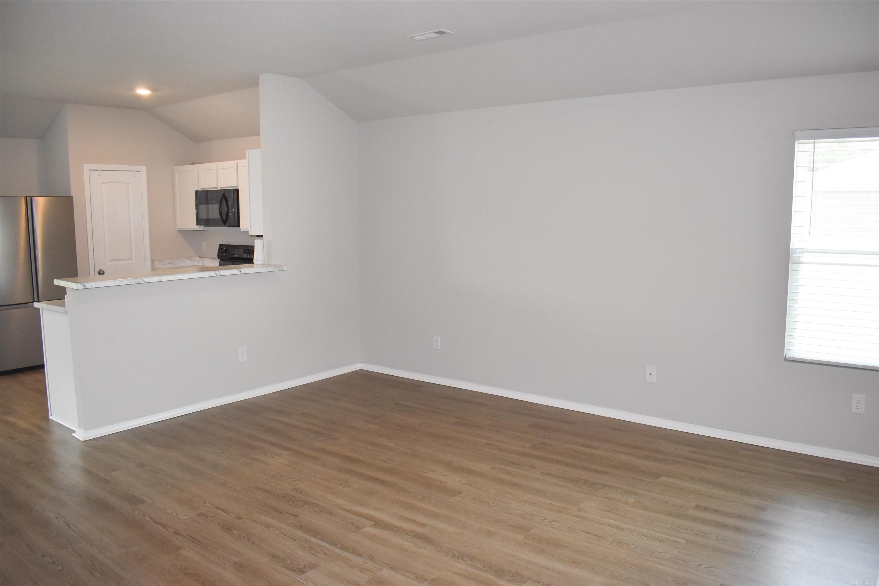 45 Oak Leaf Drive Property Photo 12