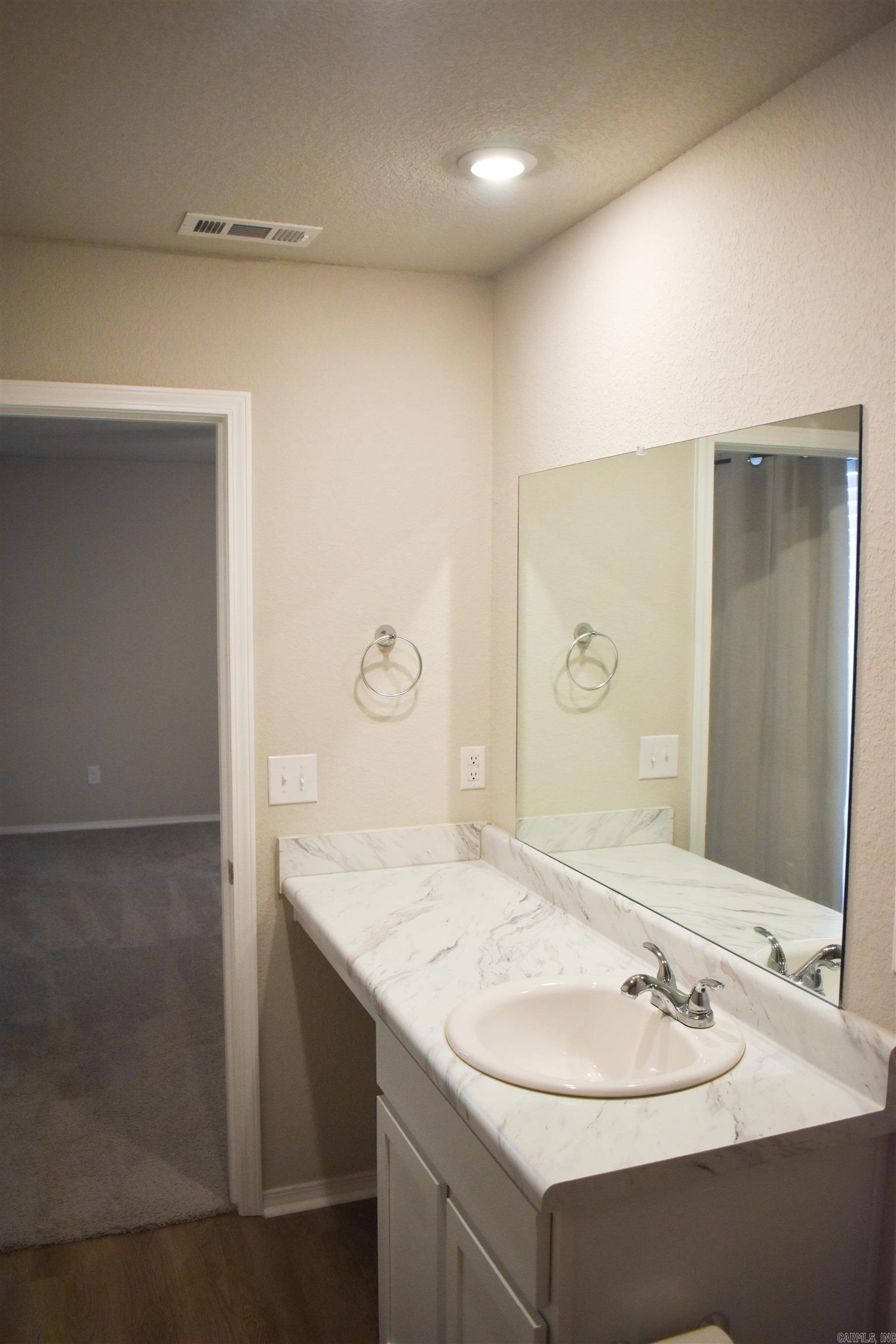 45 Oak Leaf Drive Property Photo 42