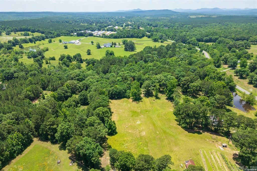 Xxxx Airport Road Property Photo 1