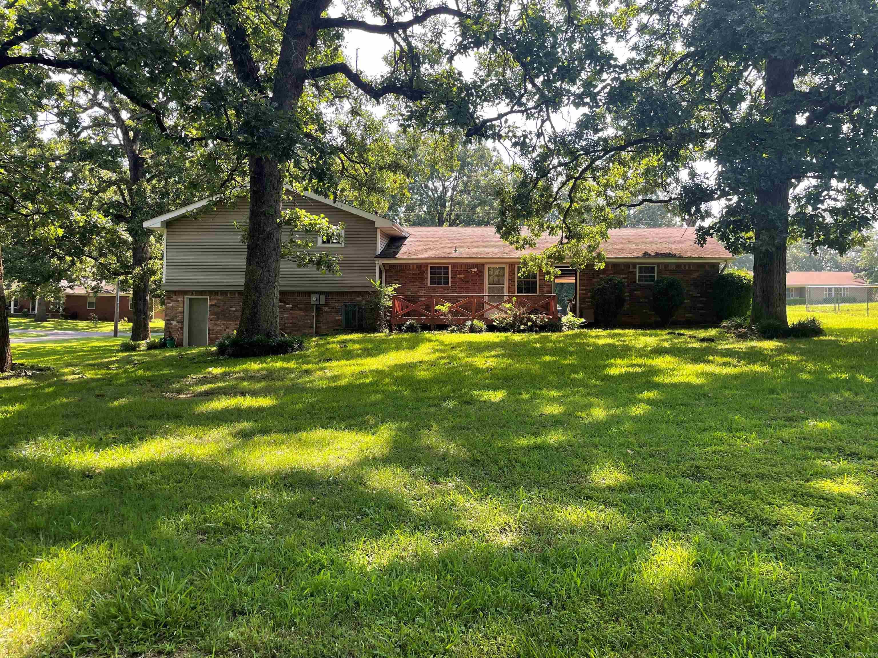 7241 Ross Lane Property Photo 3