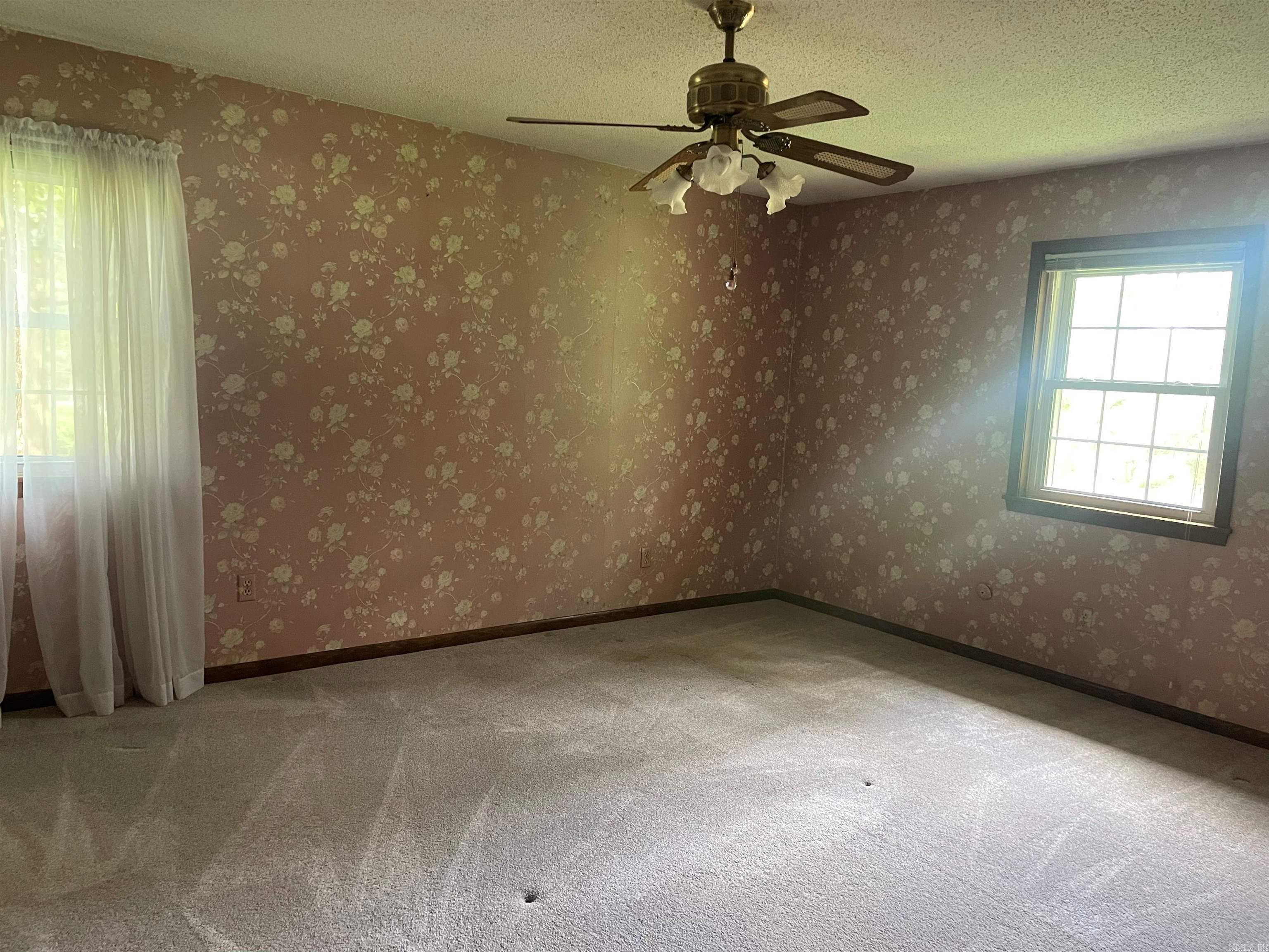 7241 Ross Lane Property Photo 11