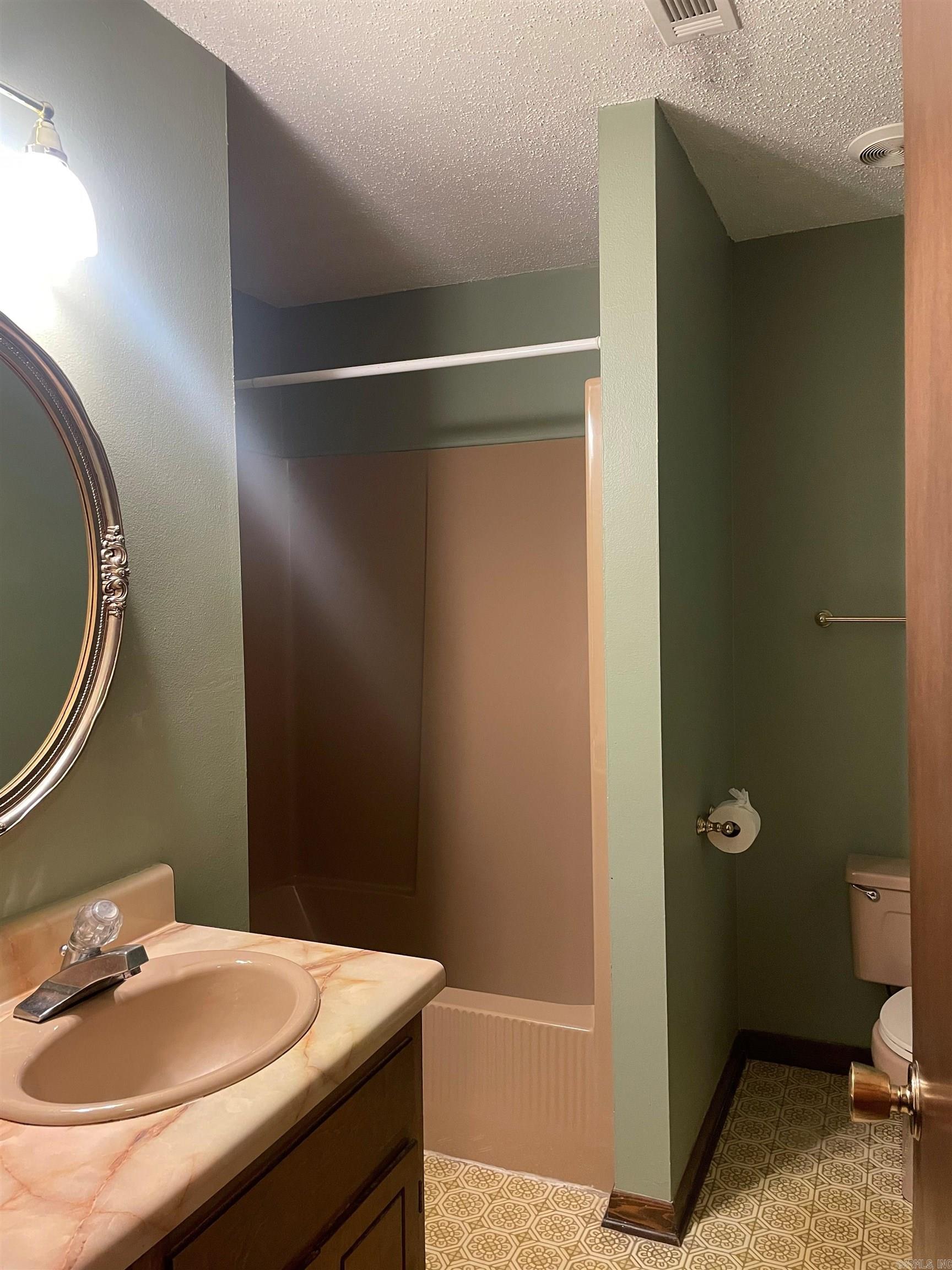 7241 Ross Lane Property Photo 15