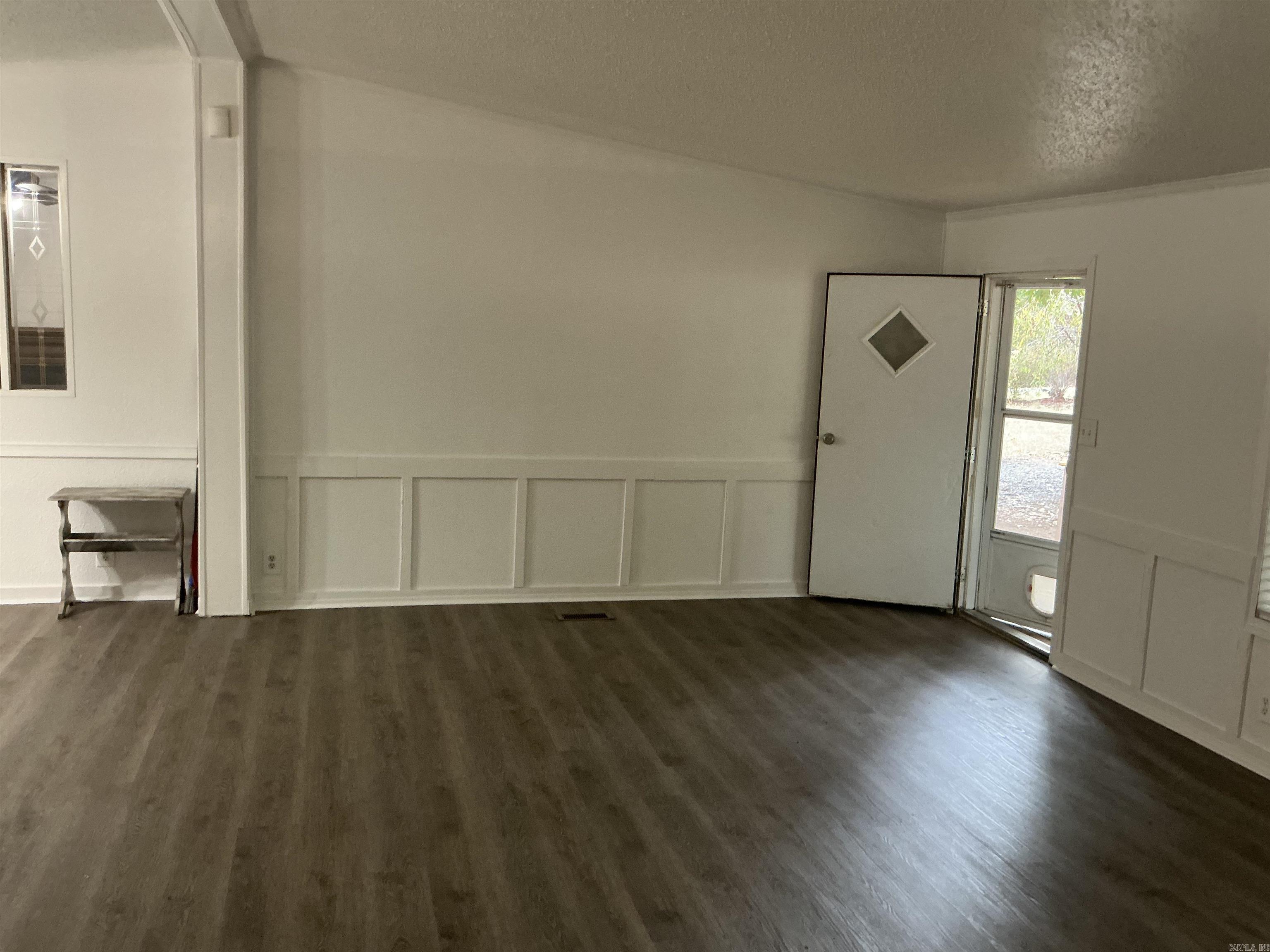 53 Ridgedale Circle Property Photo 16