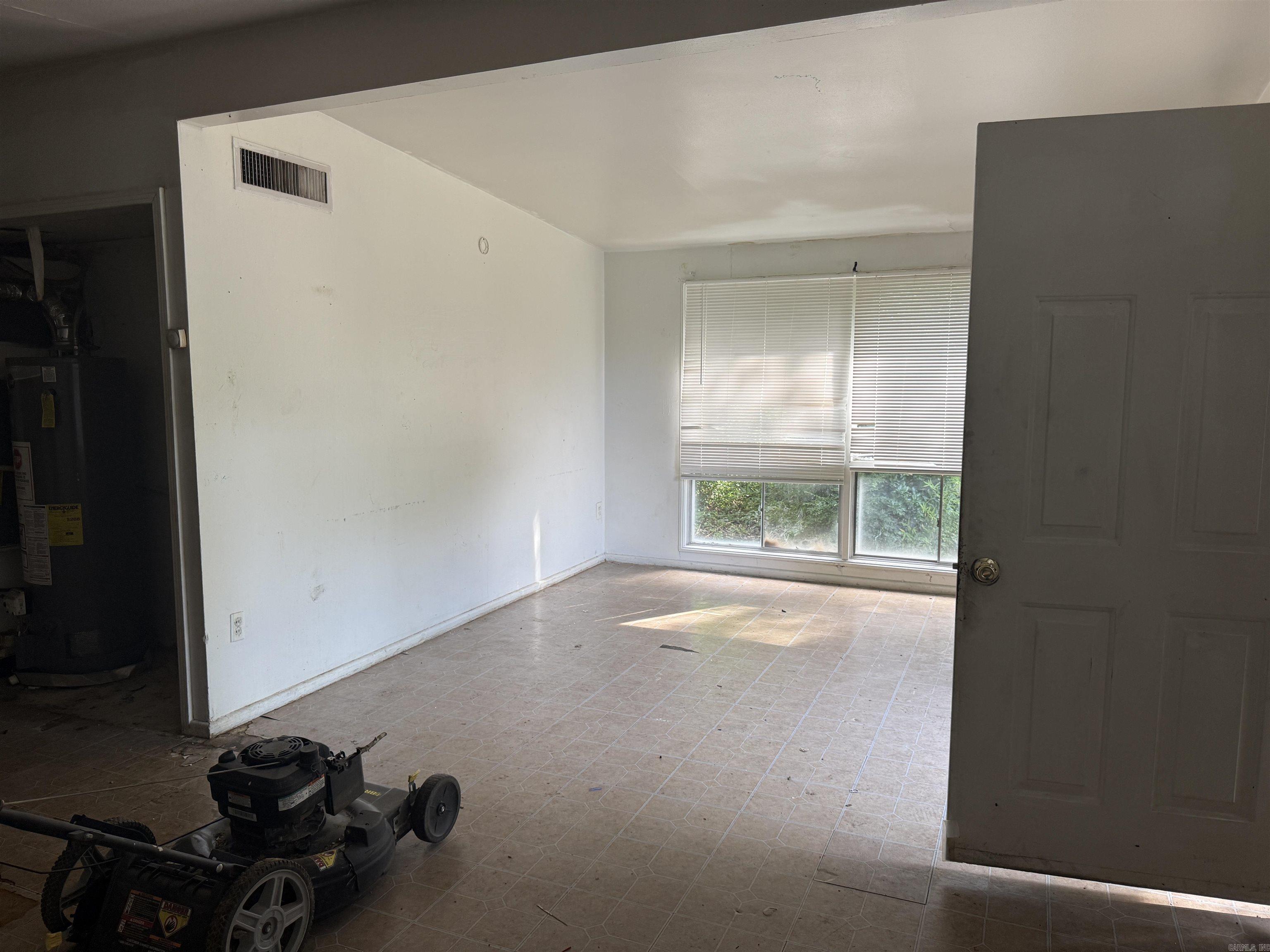 34 Meadowcliff Drive Property Photo 3