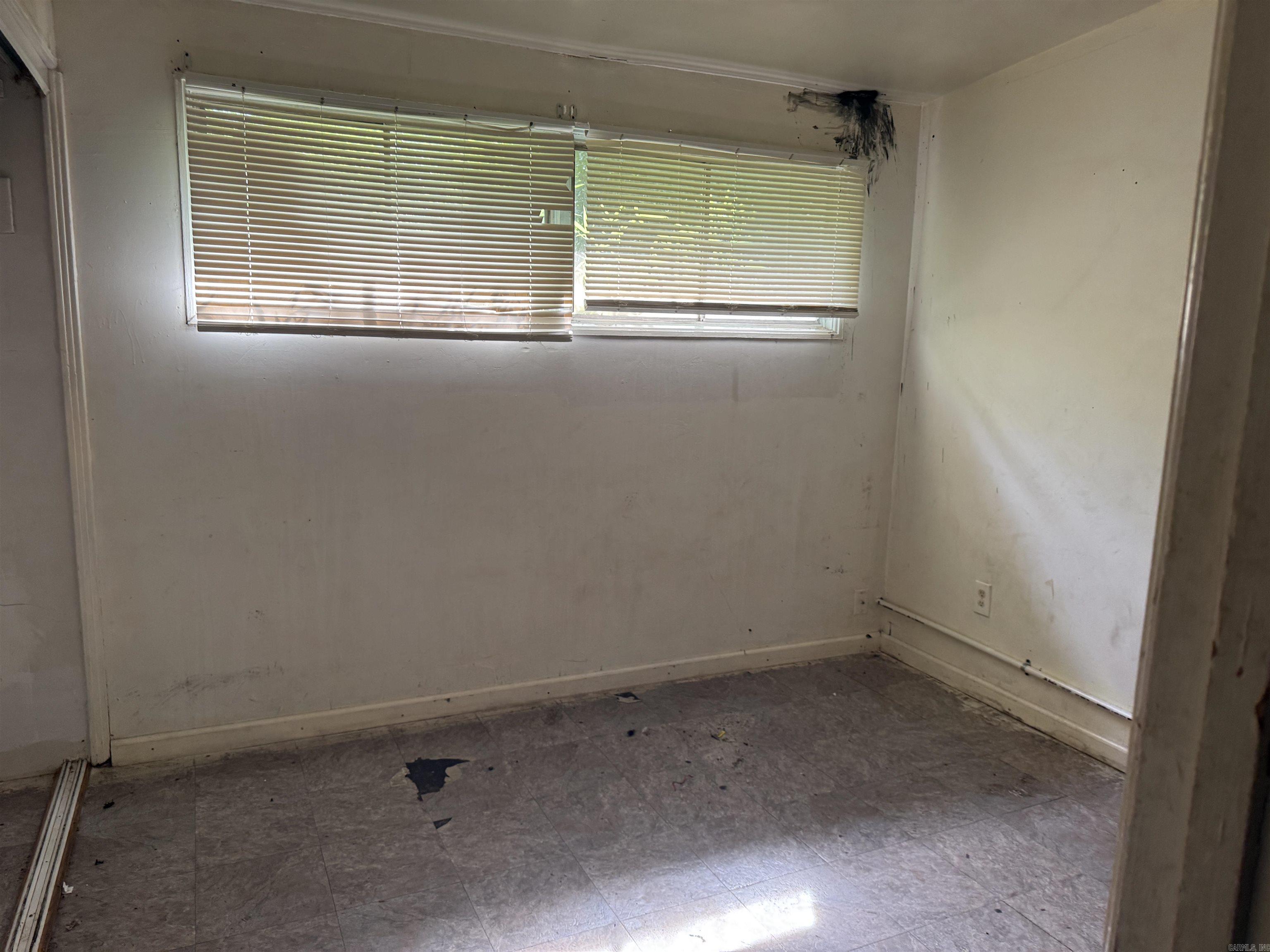 34 Meadowcliff Drive Property Photo 6
