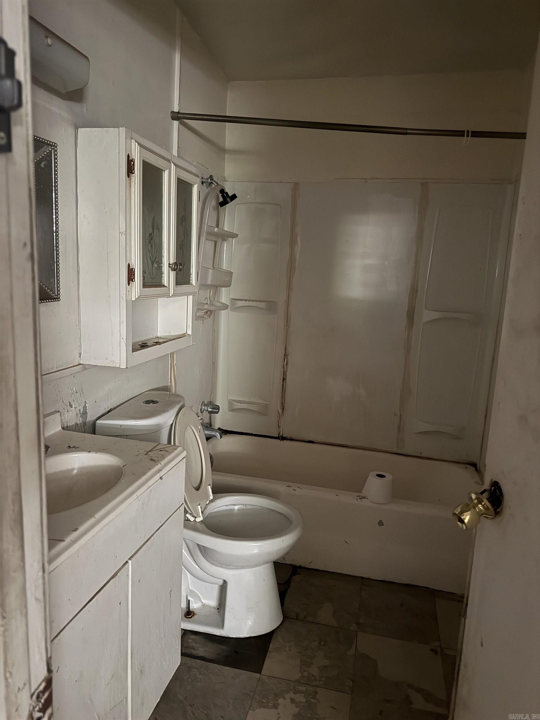 34 Meadowcliff Drive Property Photo 7