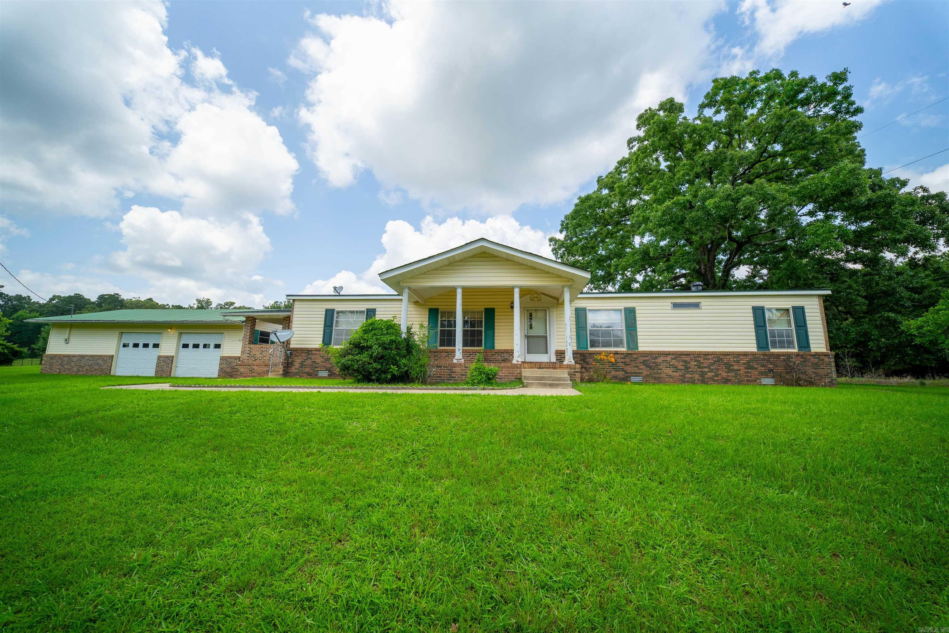 6659 Calhoun 37 Road Property Photo 1