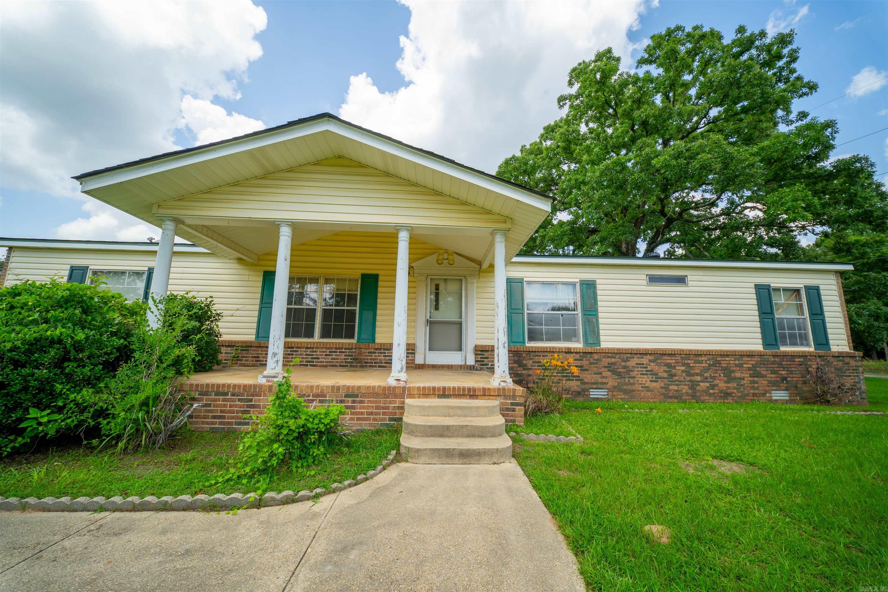 6659 Calhoun 37 Road Property Photo 2