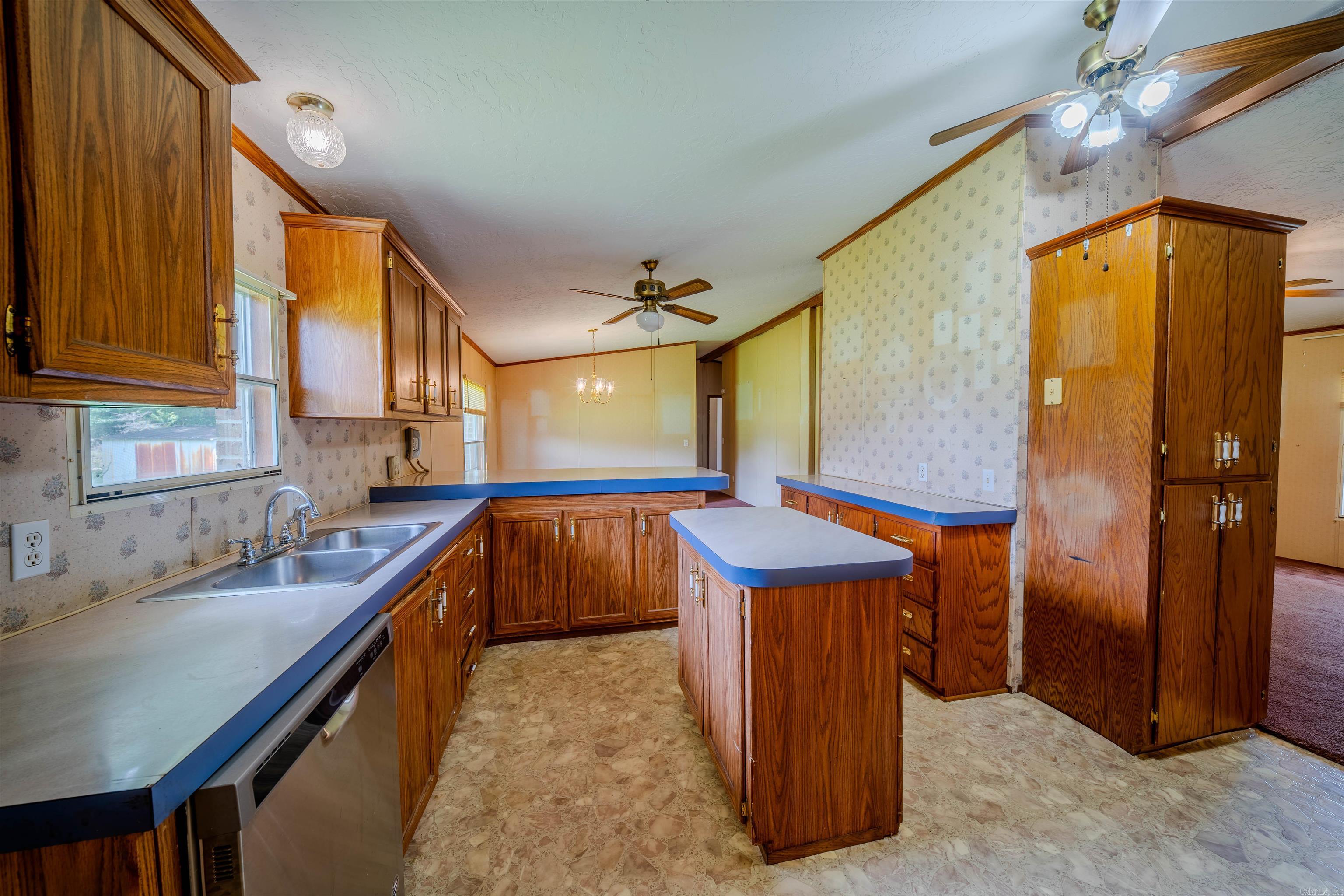 6659 Calhoun 37 Road Property Photo 14