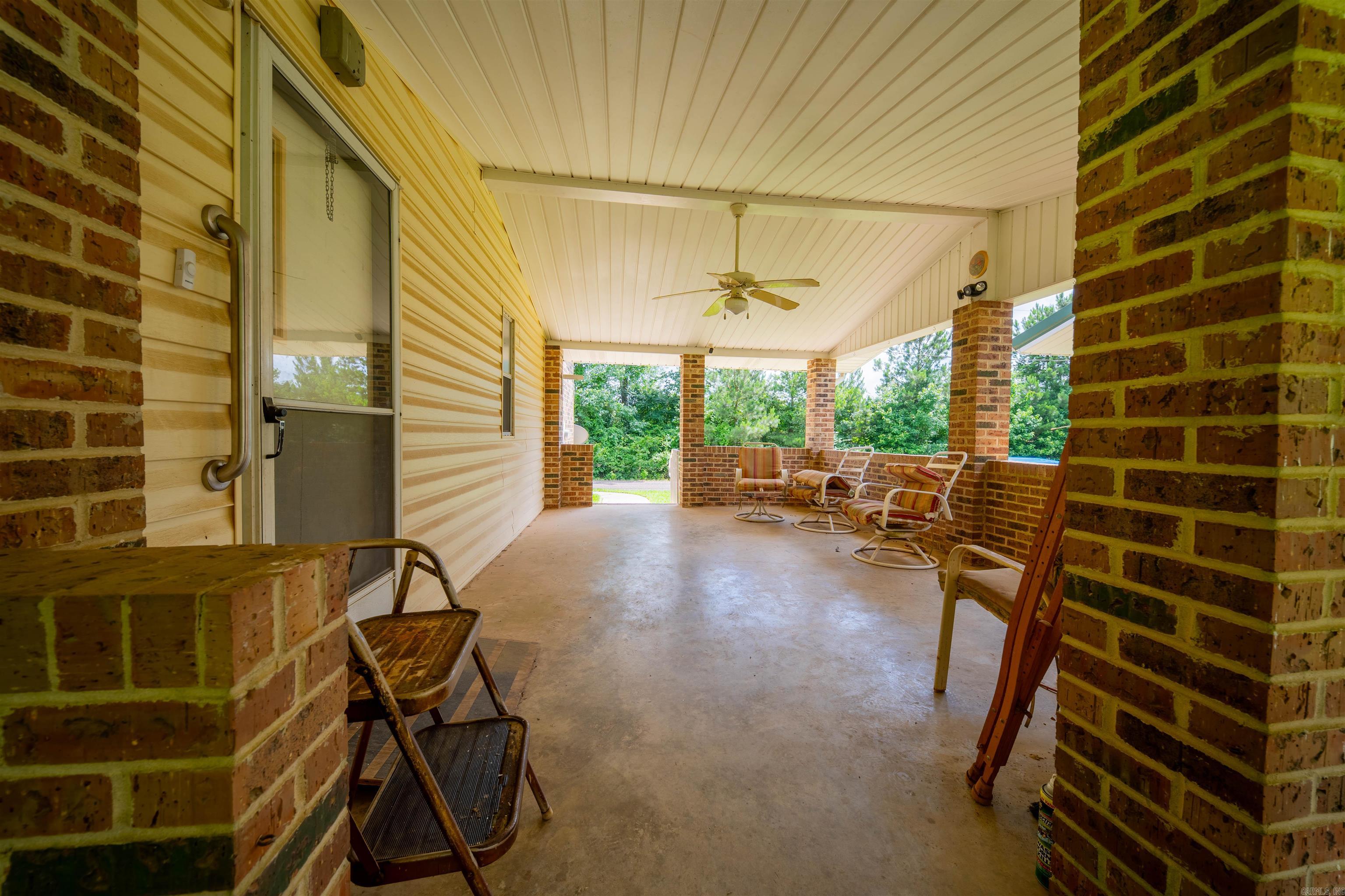 6659 Calhoun 37 Road Property Photo 32