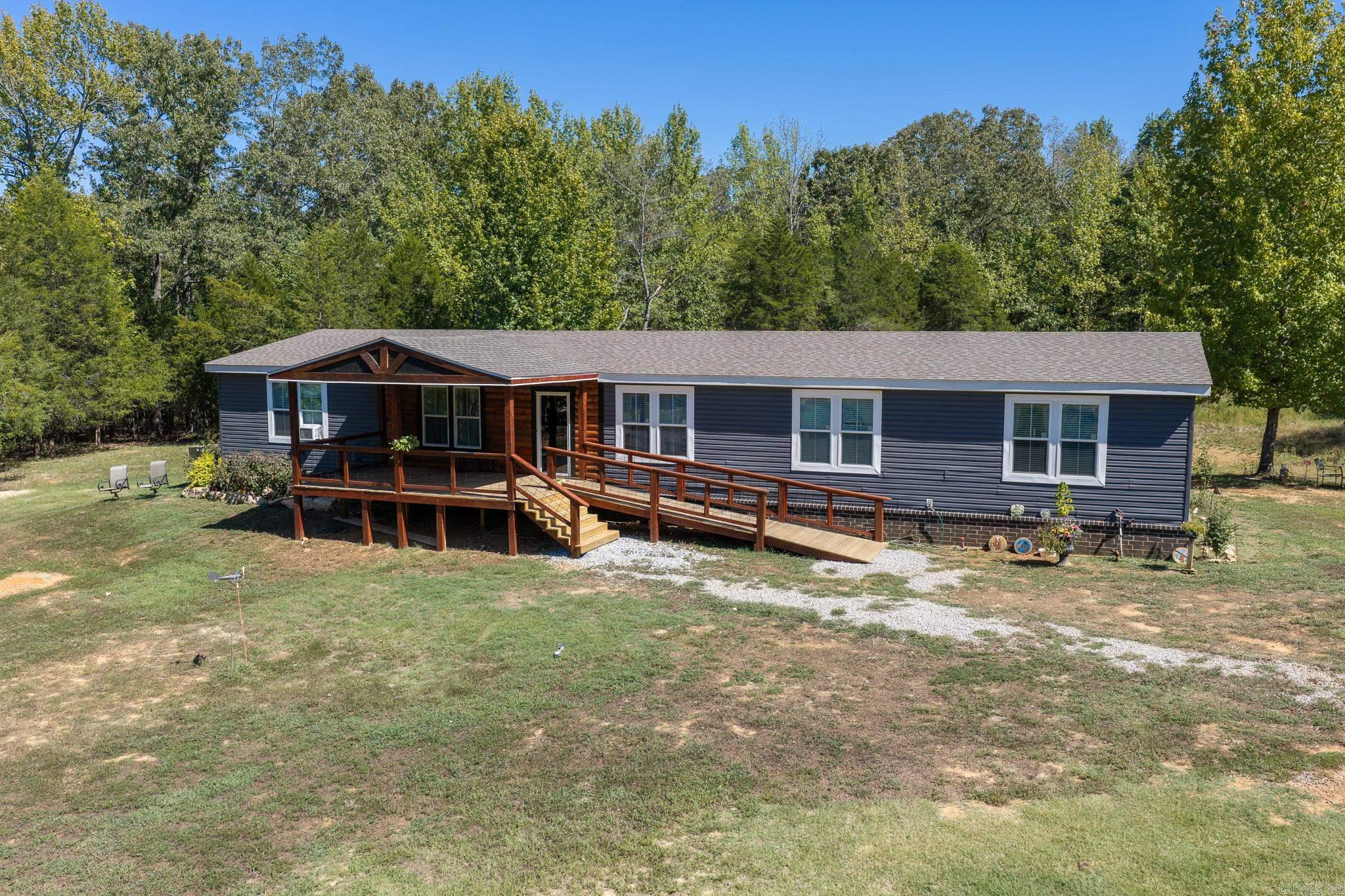 38 Allen Road Property Photo 1